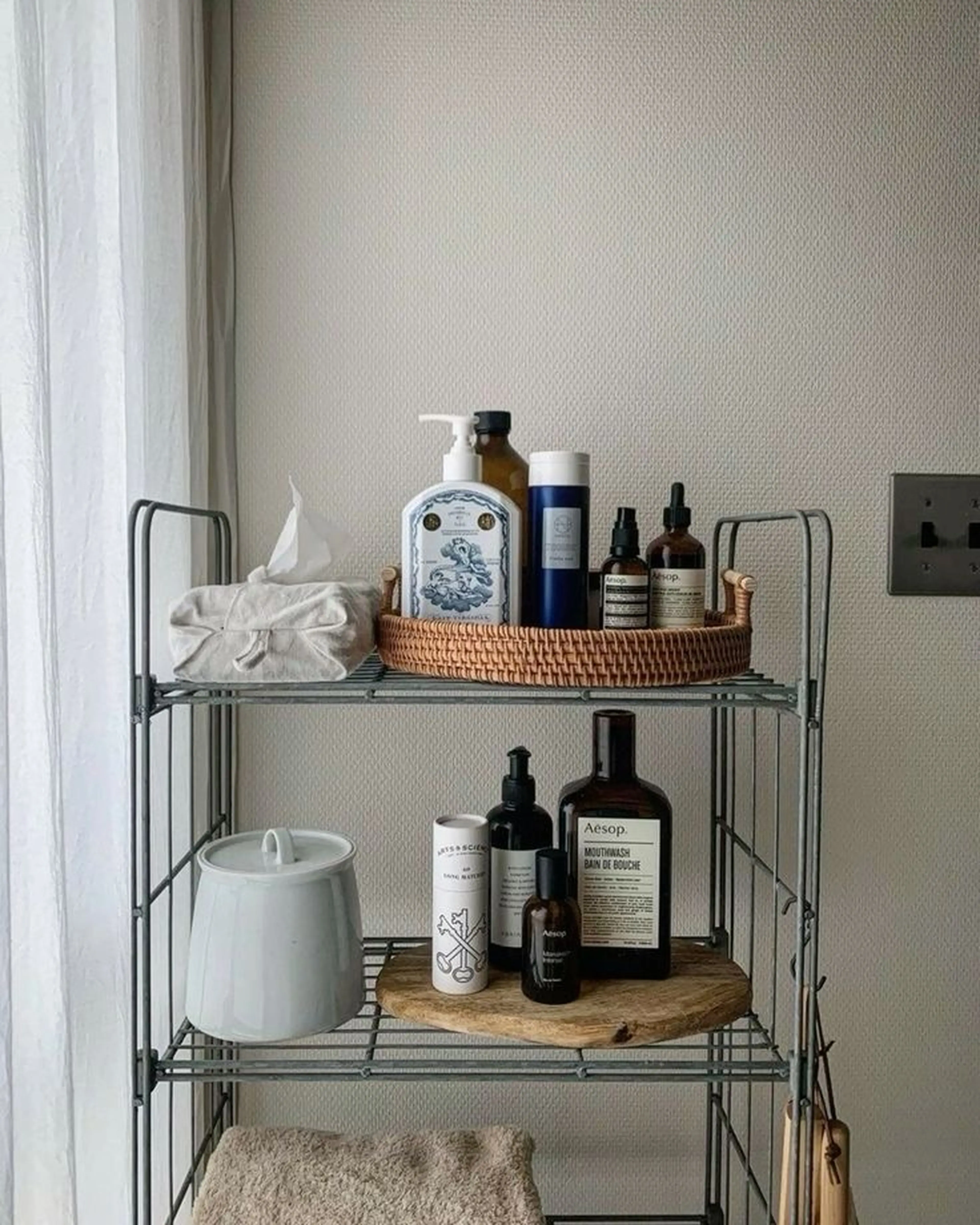 p.o.n.の内観・外観1