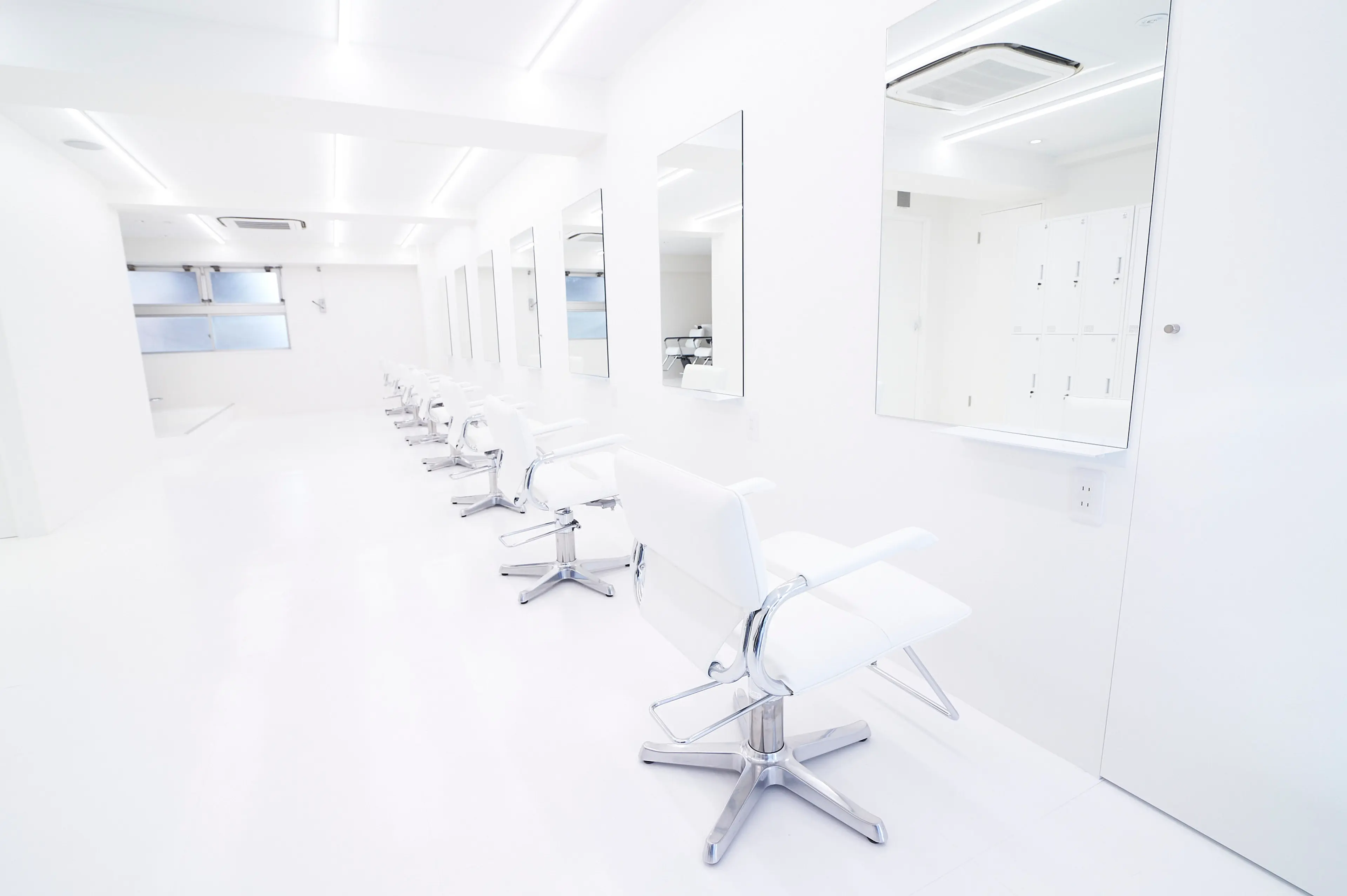 NEW COMER shibuyaの内観・外観2