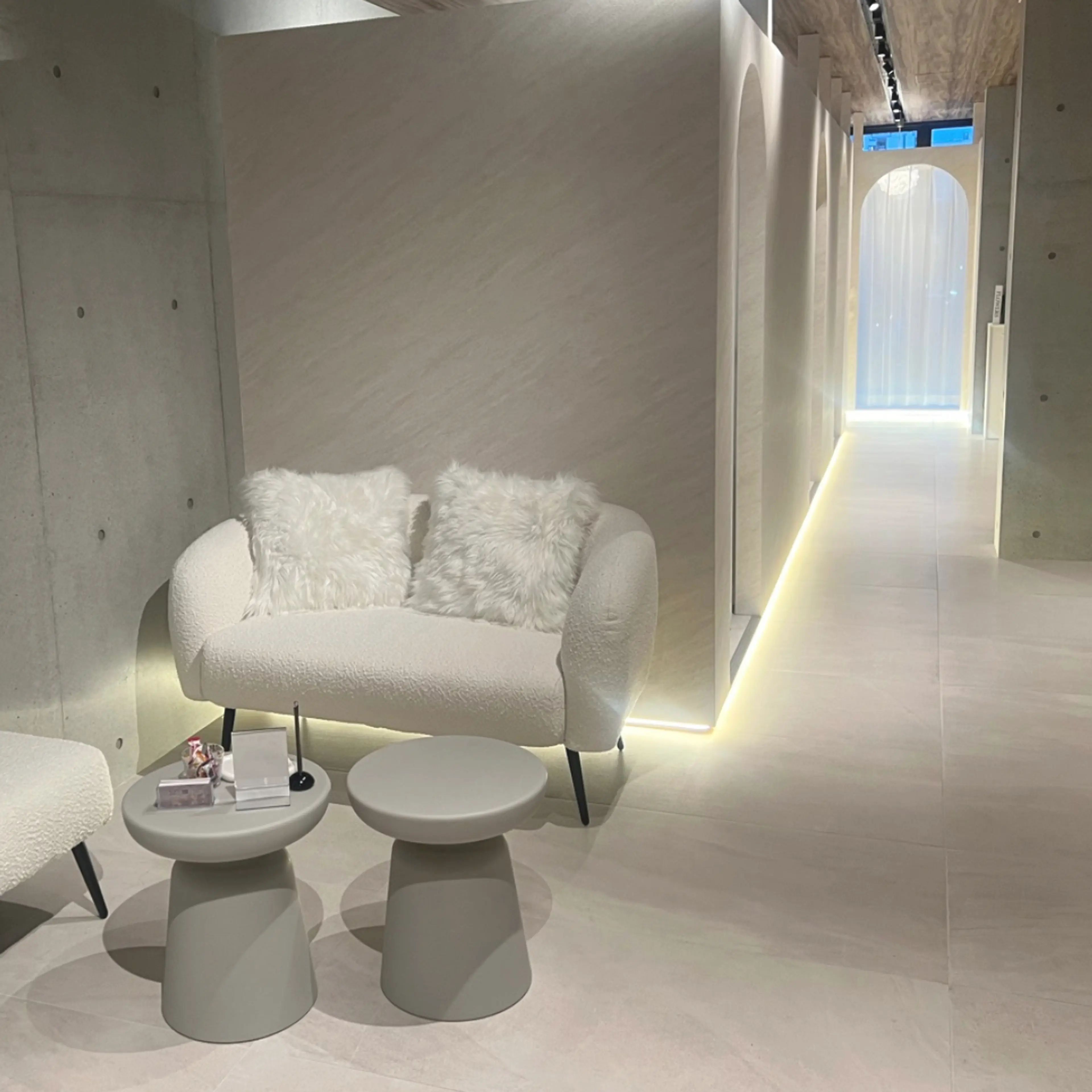 眉毛×HBL× 肌改善サロン MOKARAの内観・外観3