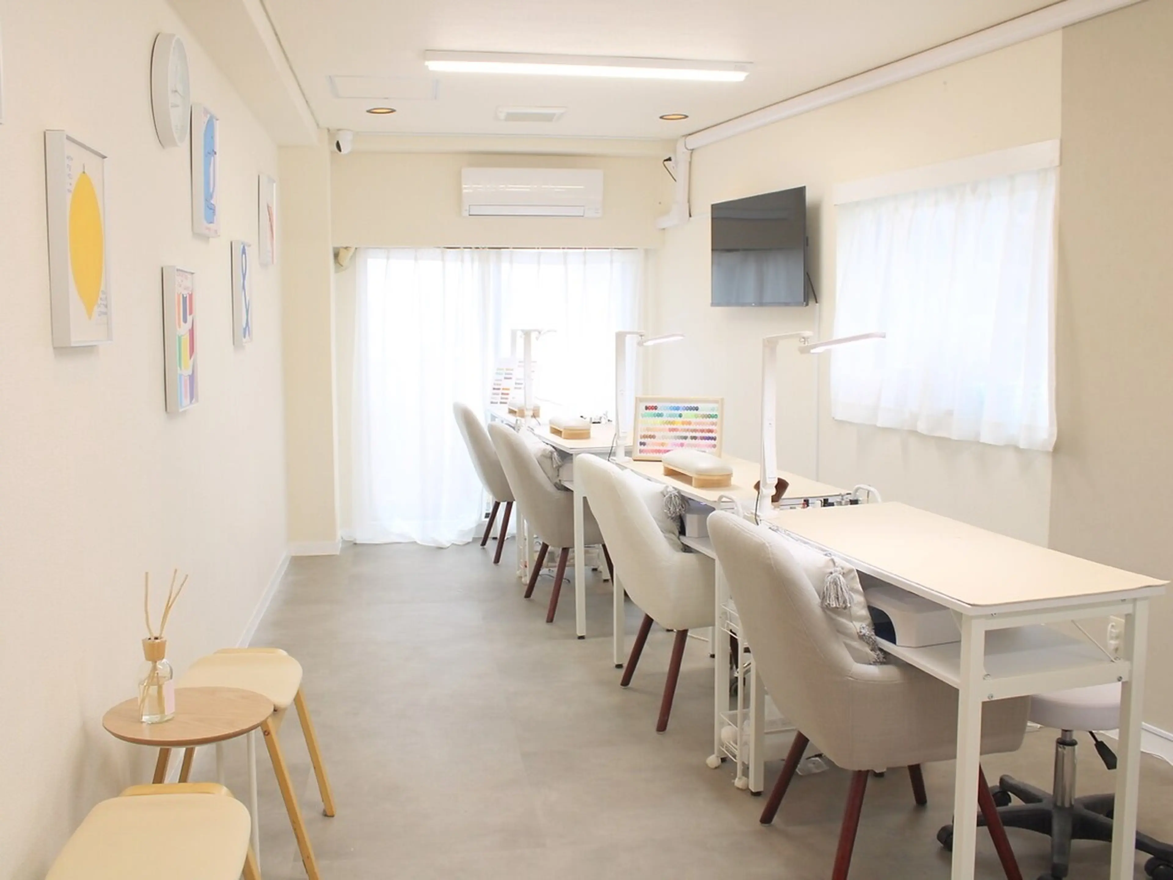 Color Beautyの内観・外観1