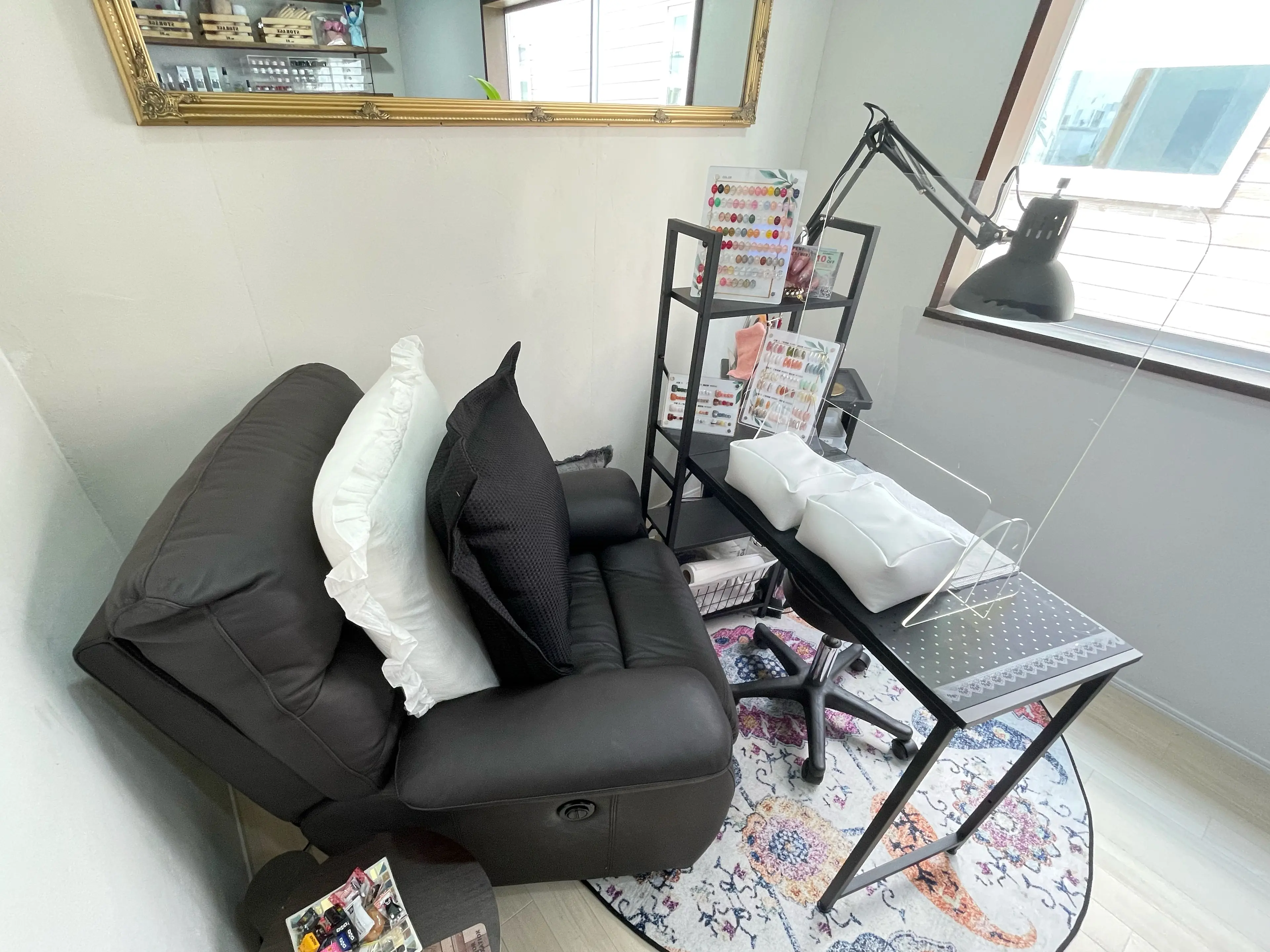 Mnt&Mis Nailの内観・外観2