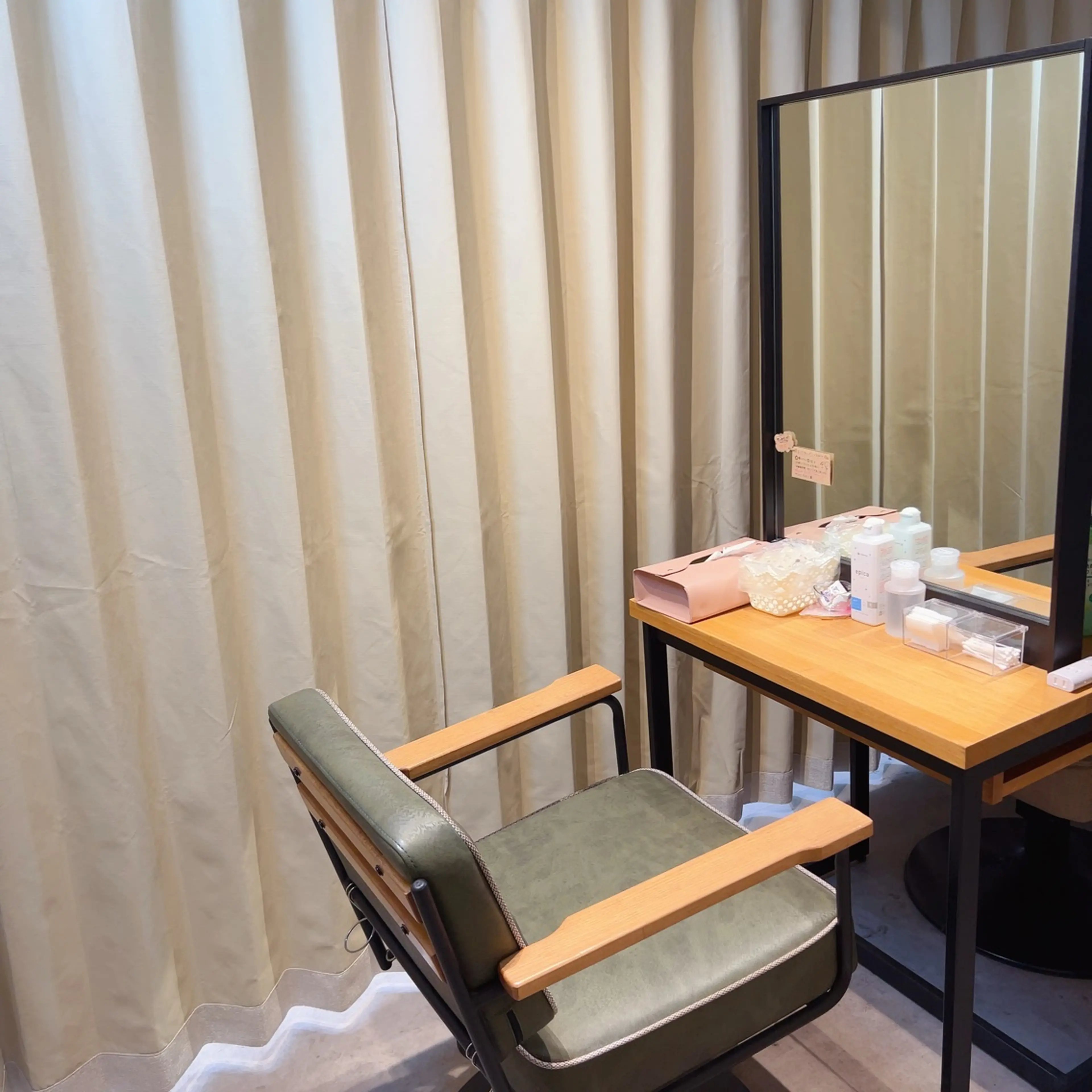 myonsilの内観・外観2