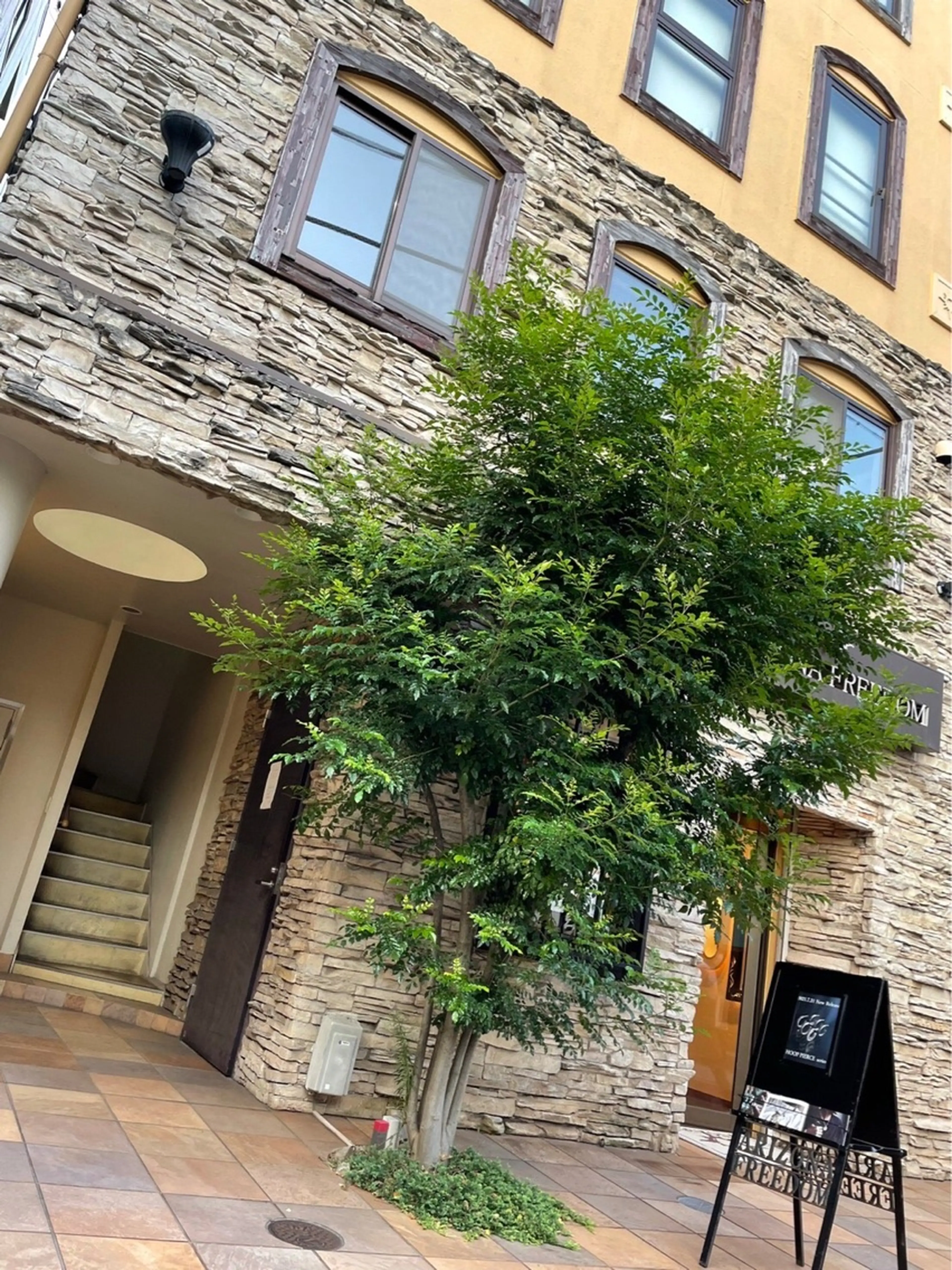 coconail 本八幡店の内観・外観2