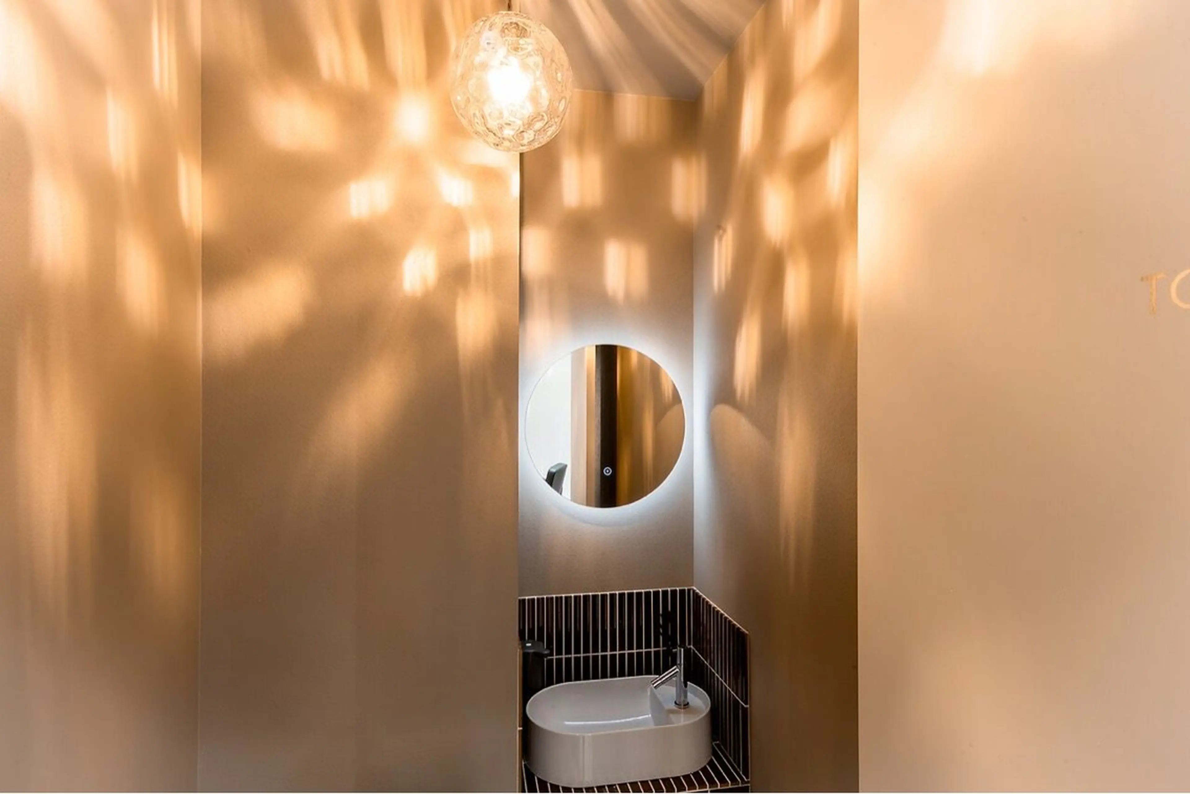 CODE.LINE戸田公園店の内観・外観3