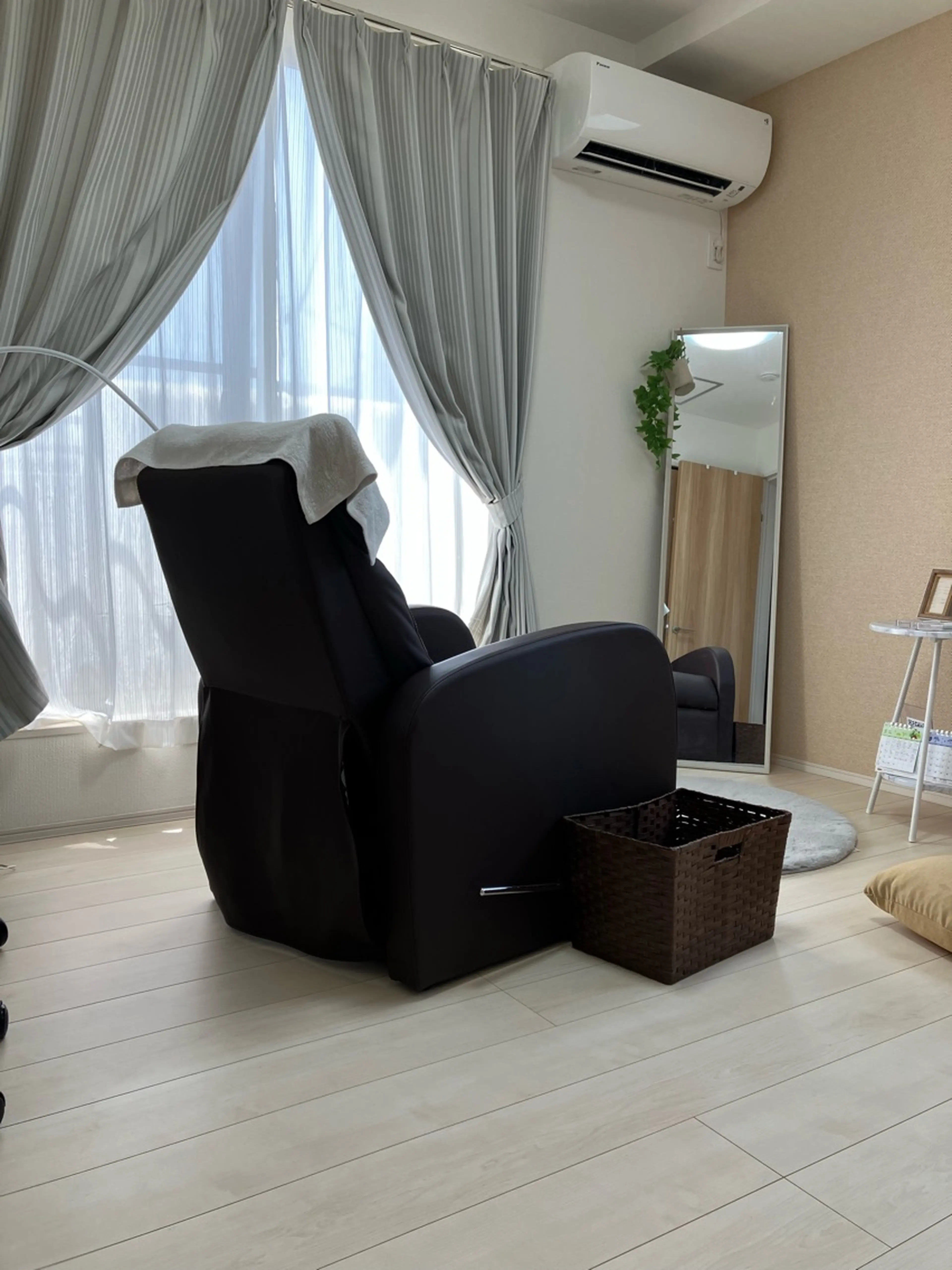 eyelash salon桃の内観・外観1