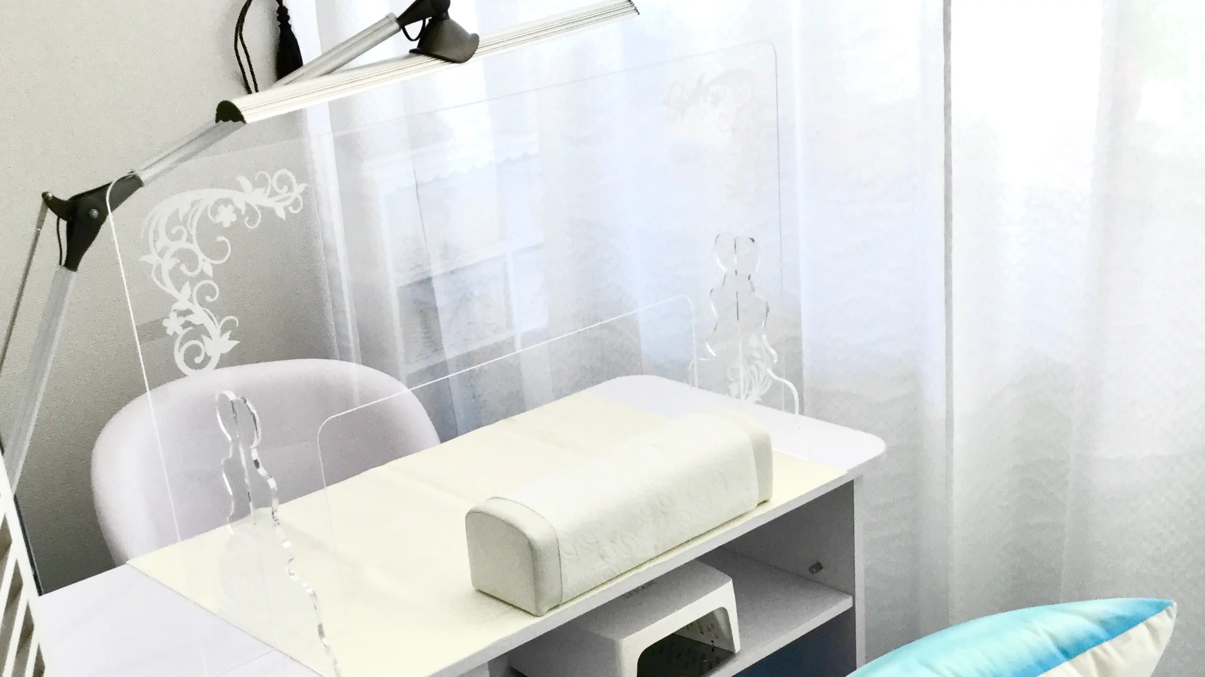 ネイルサロンプチフルールの内観・外観1