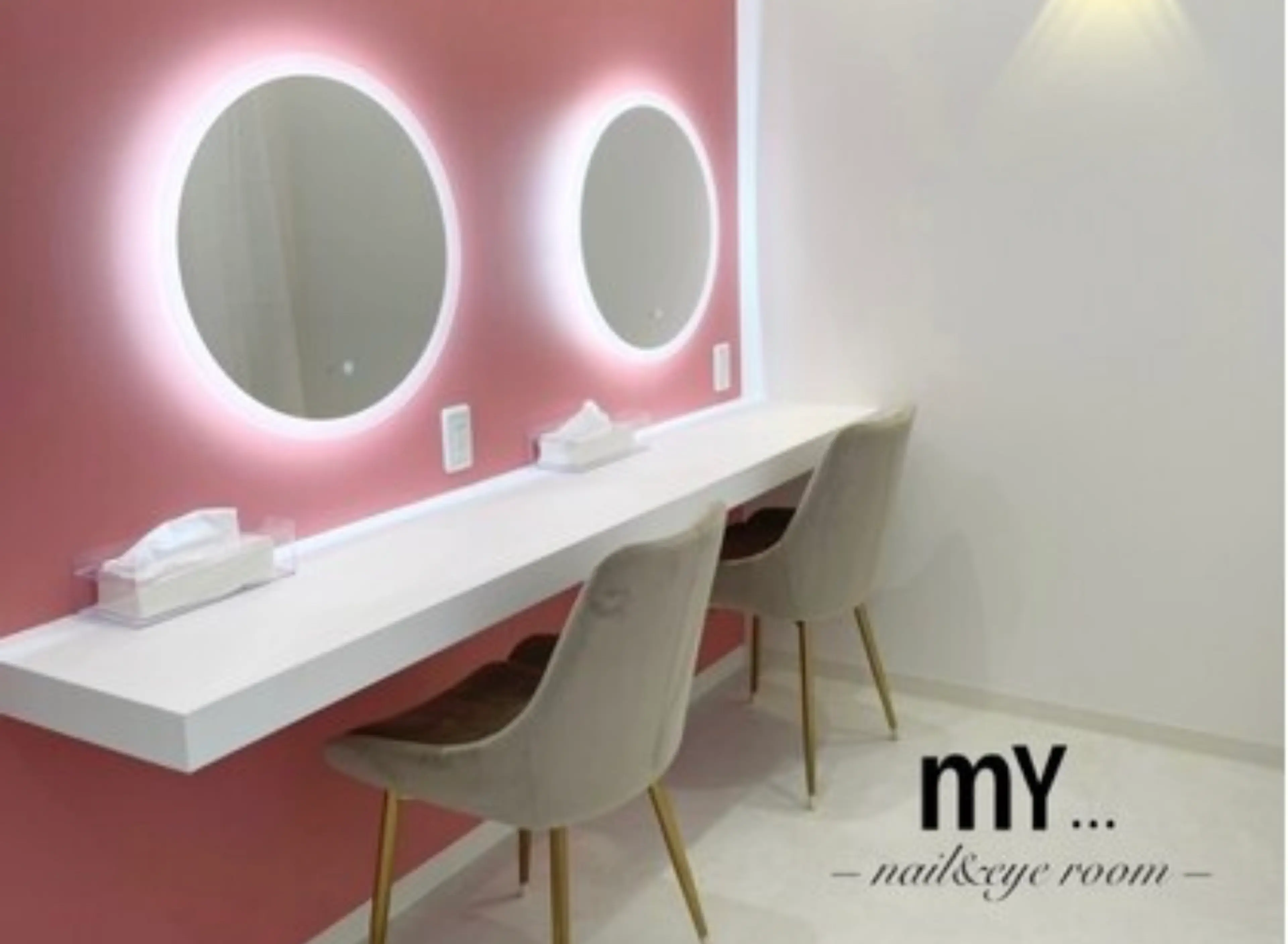mY...nail&eye roomの内観・外観1