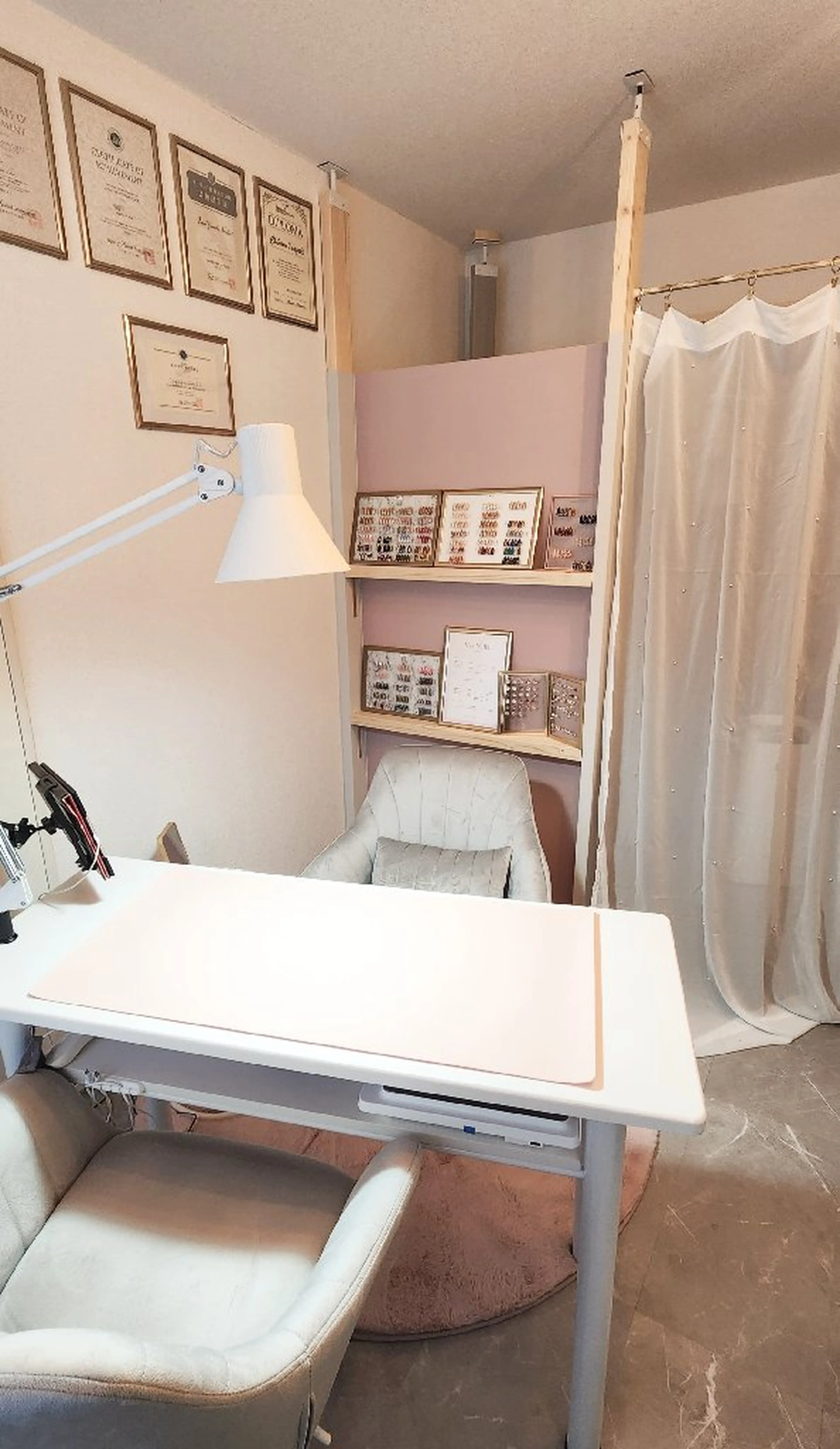 Ver  Nails.の内観・外観1