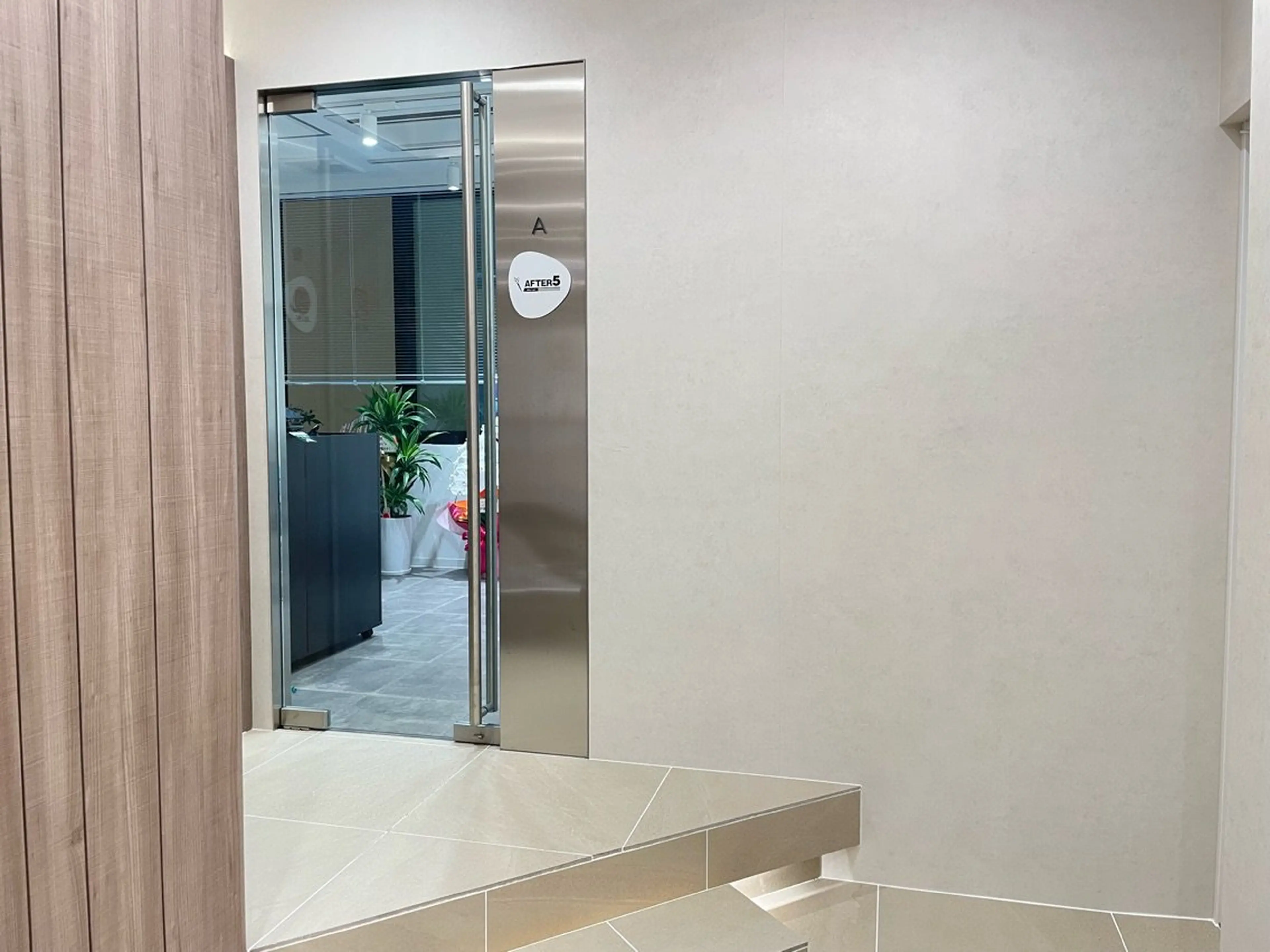 After5 Men's cutの内観・外観2