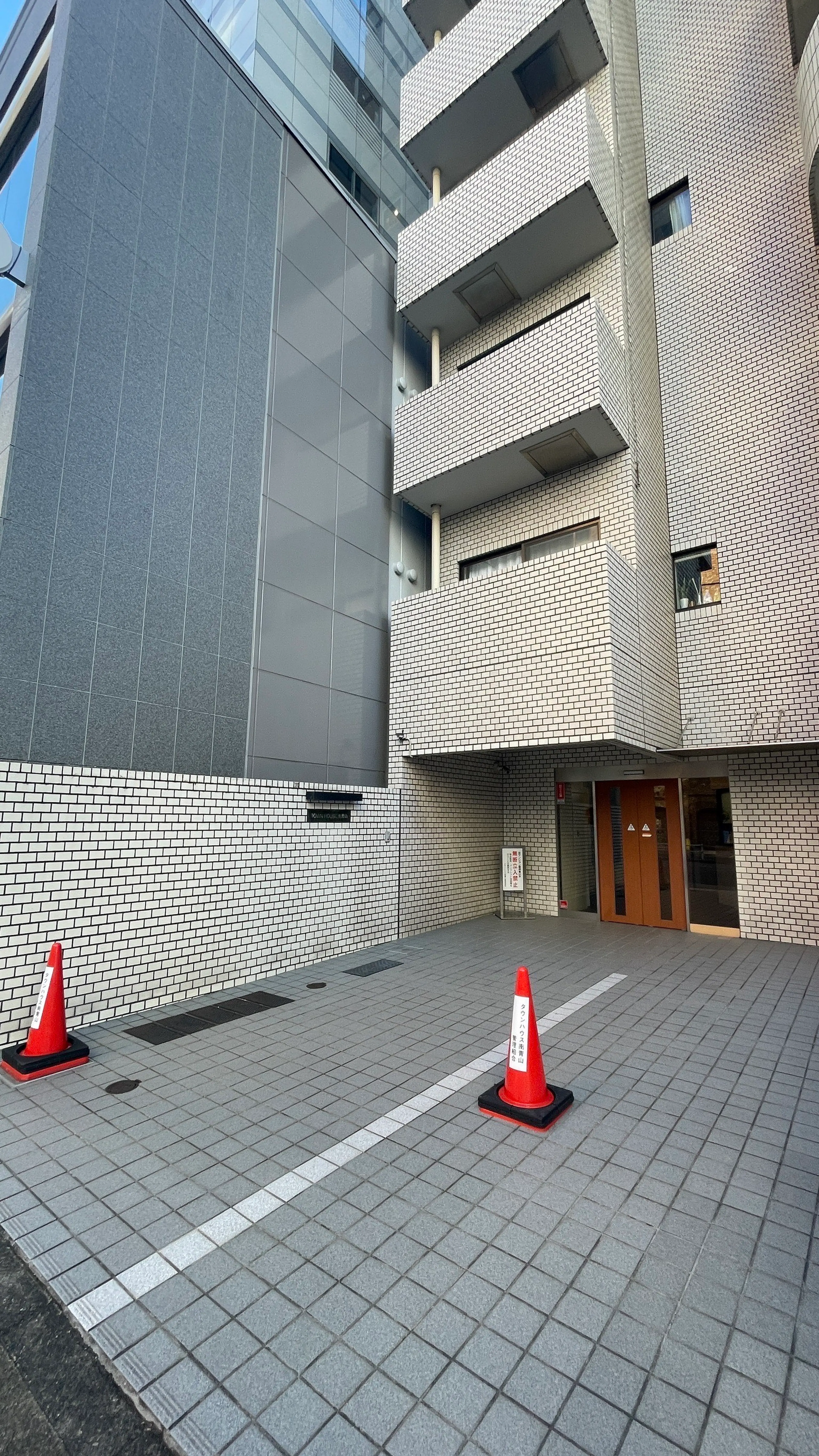 ゆびノさき+omotesandoの内観・外観1