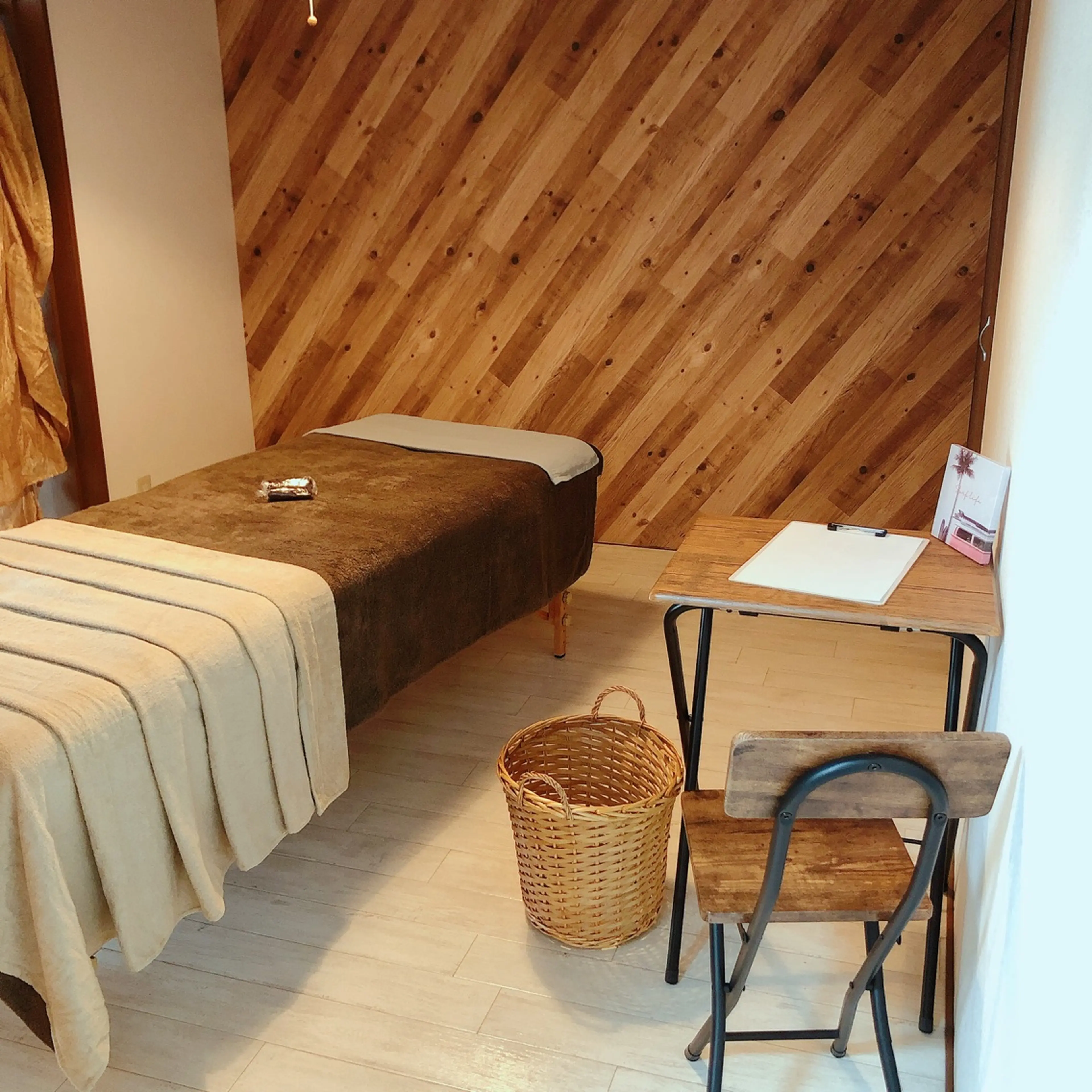 FLOWの内観・外観1