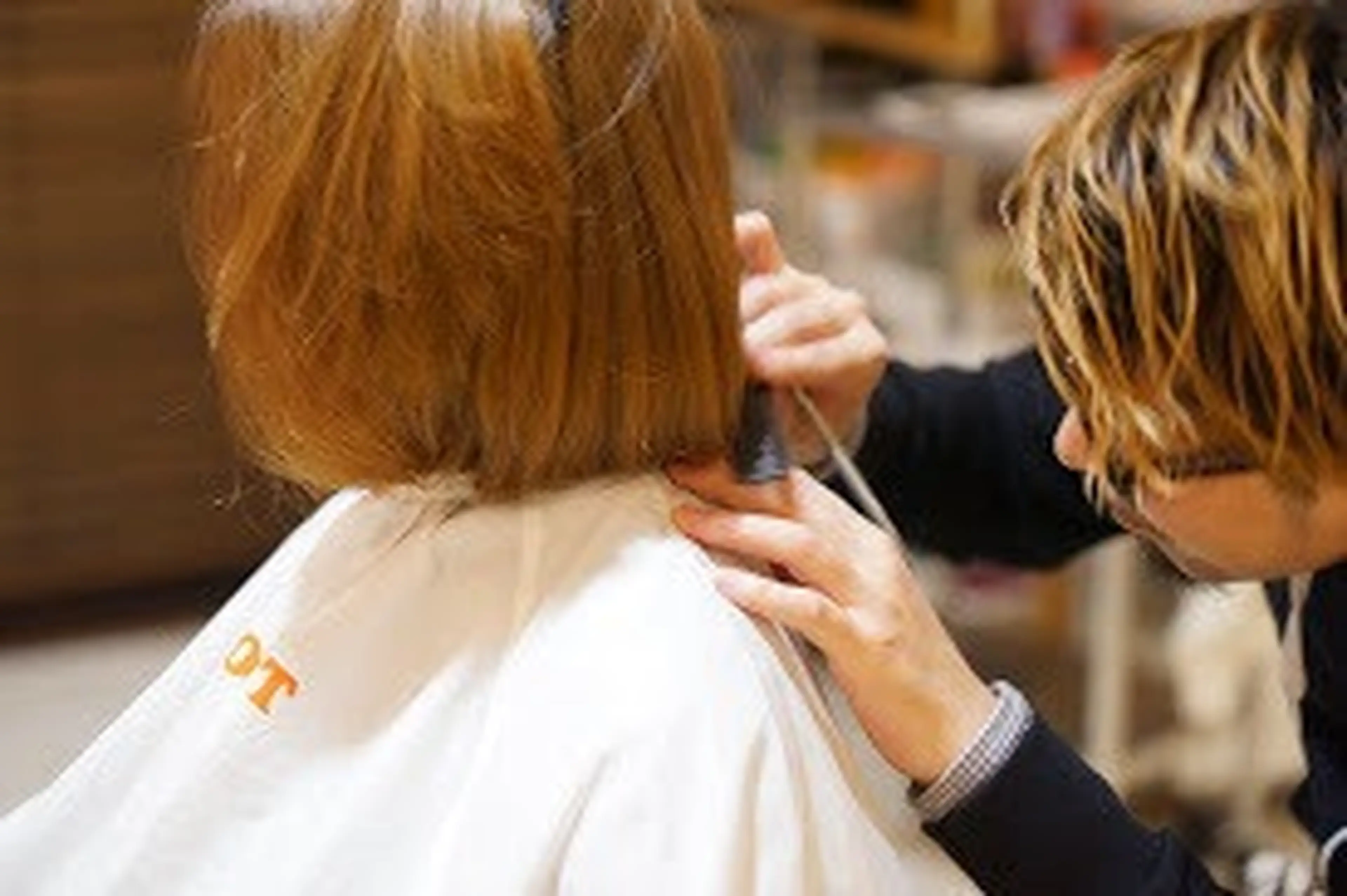 Amel hair apparelの内観・外観1