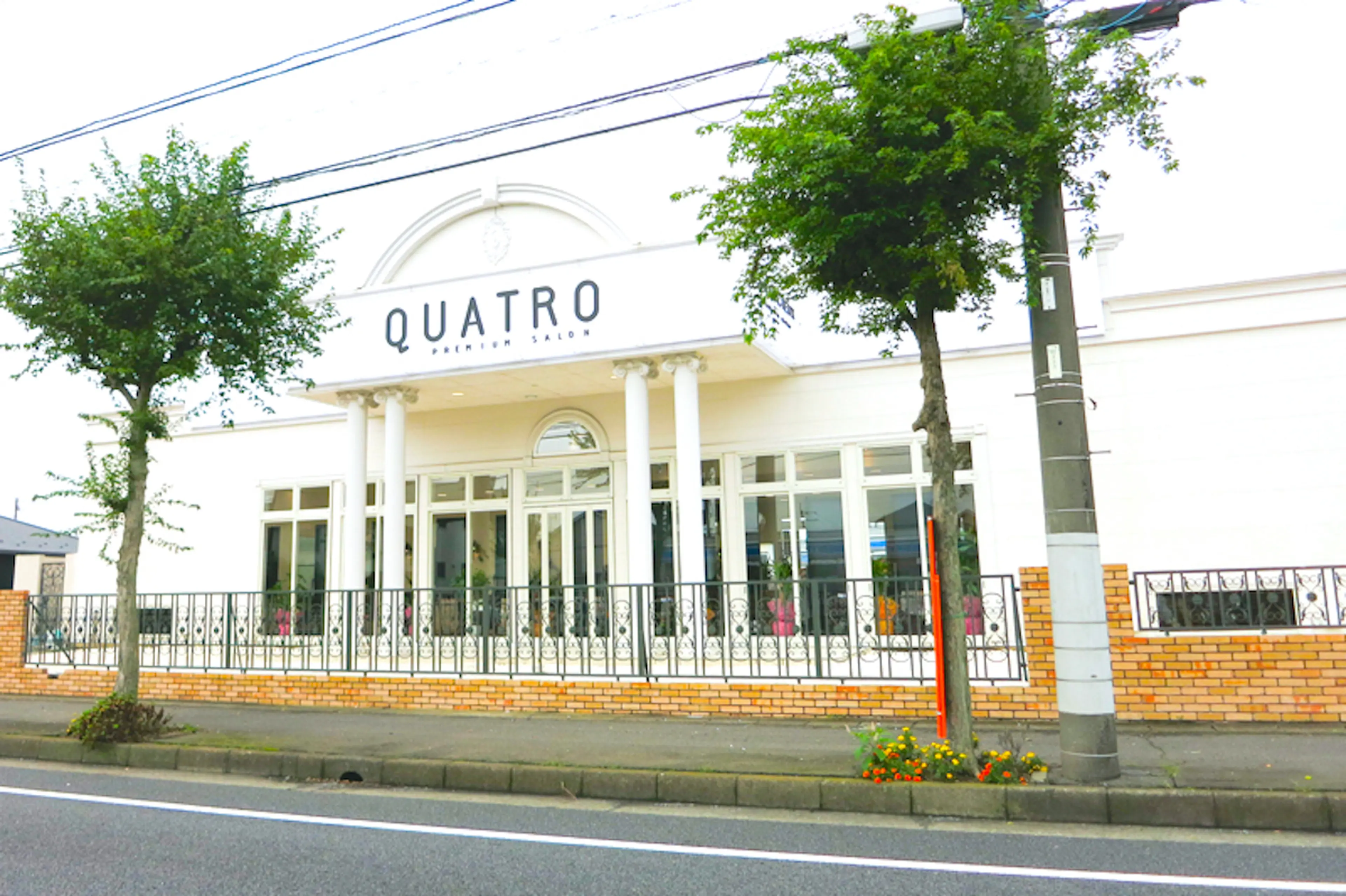 QUATROひたちなか店の内観・外観1