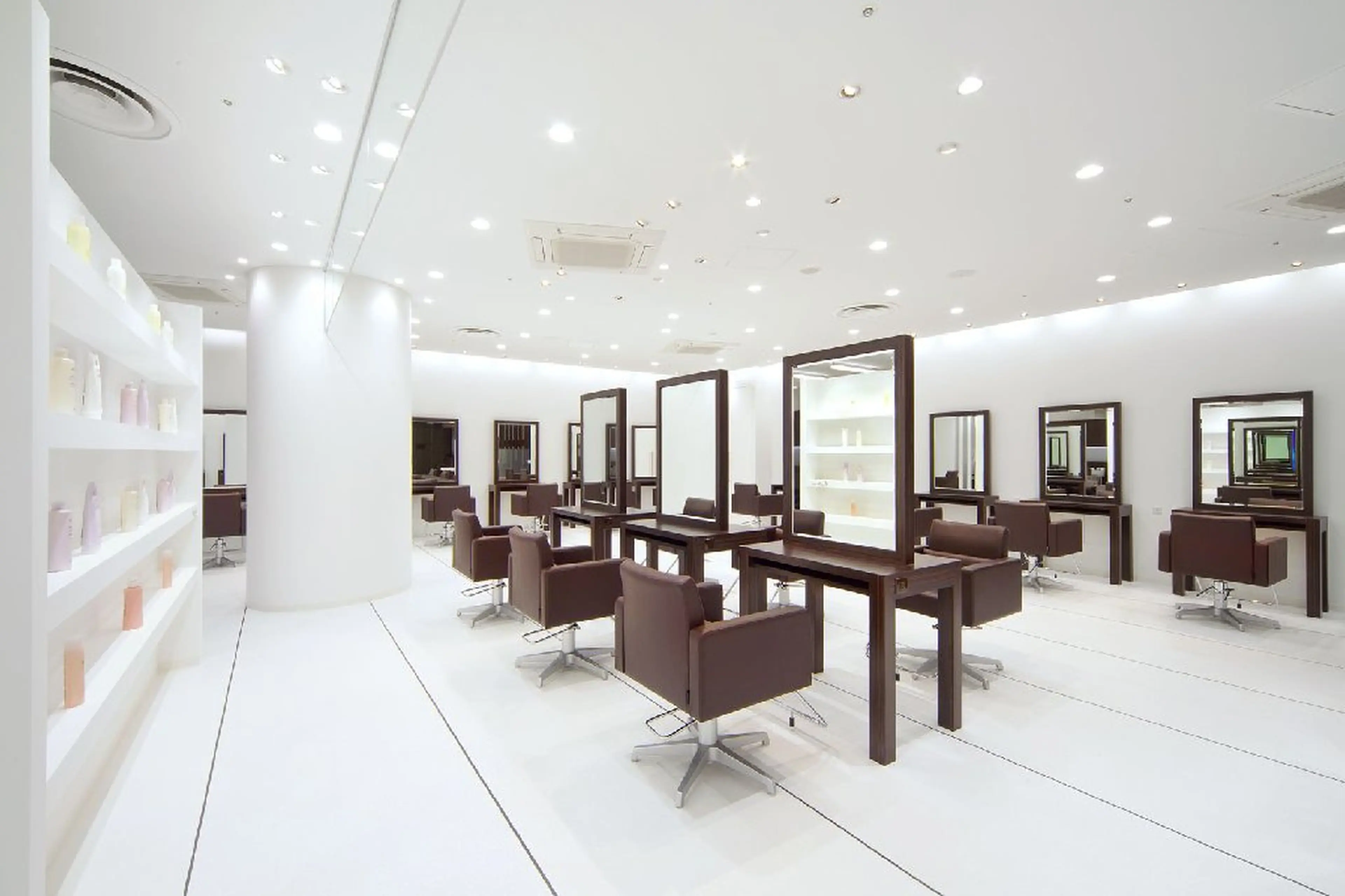 taya　千葉そごうの内観・外観2