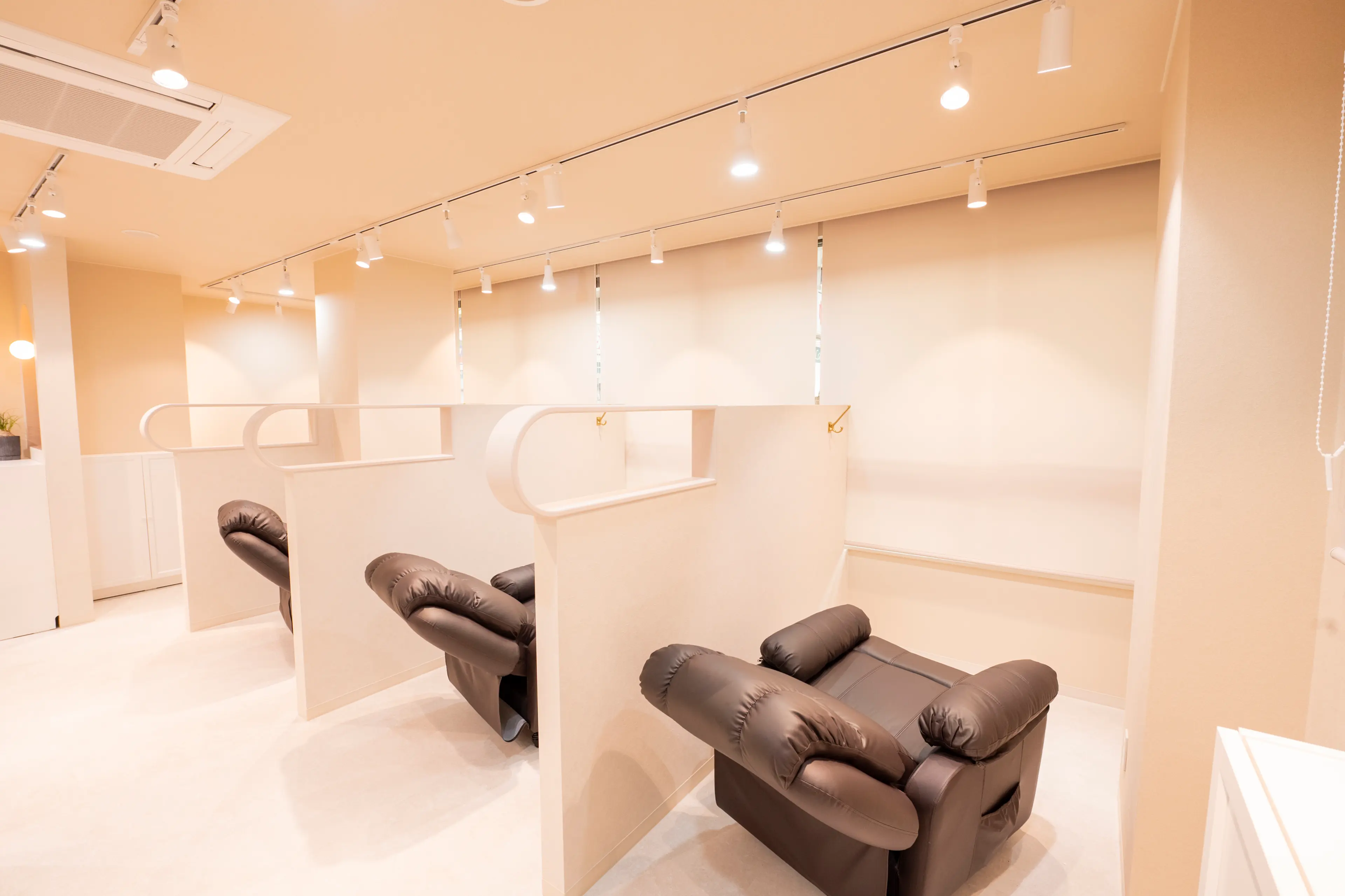 nuit赤羽店の内観・外観1