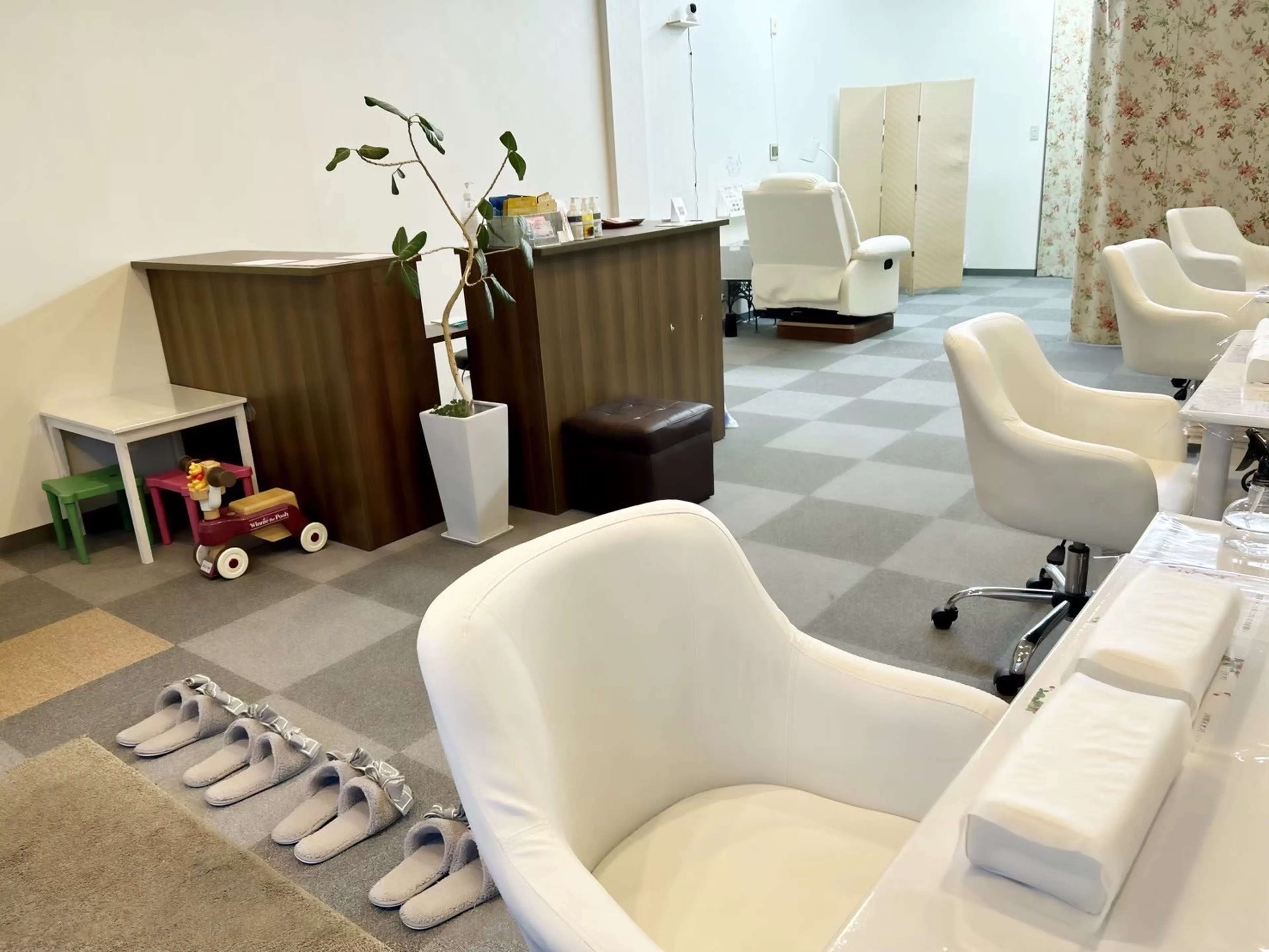 nail salon Daysの内観・外観1