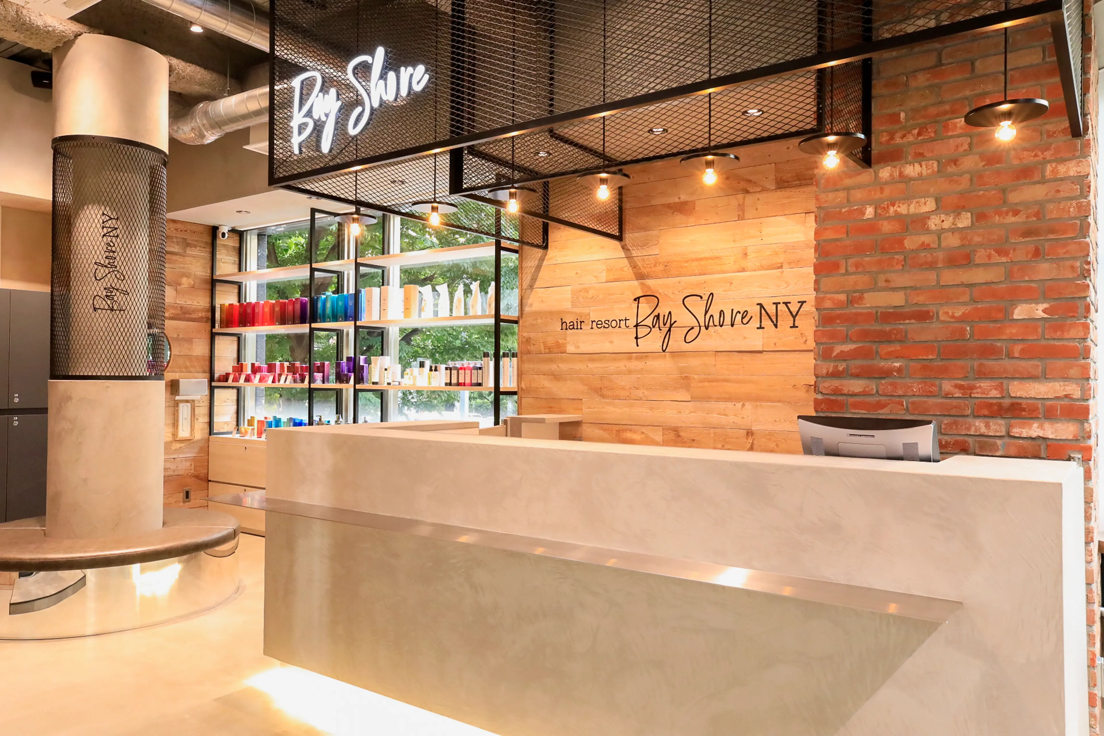 hair resort Bay Shore NYの内観・外観3