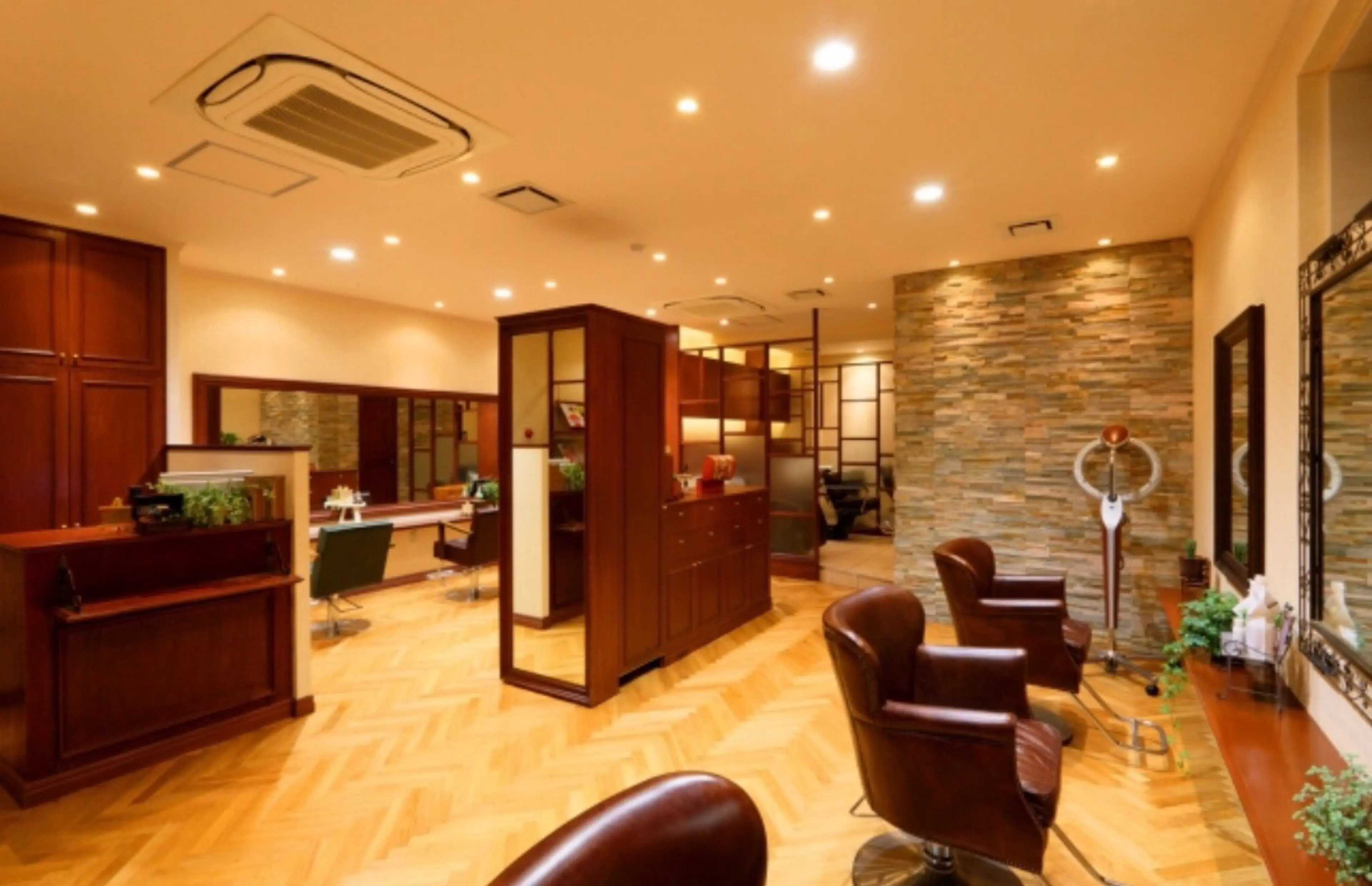 Dazzle Hair Design 綾瀬の内観・外観2