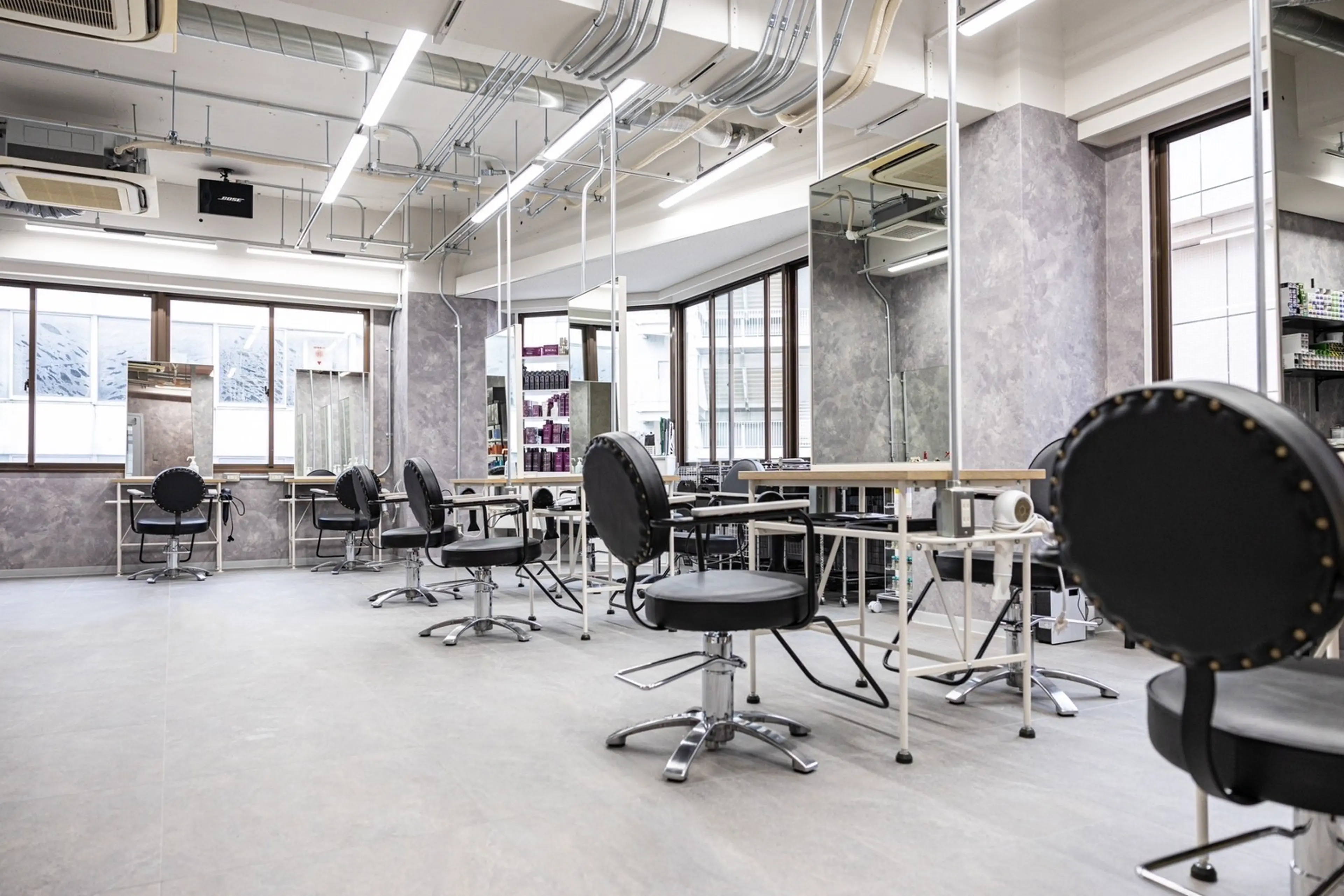 ONE‘ｓ　ly 本厚木店の内観・外観3