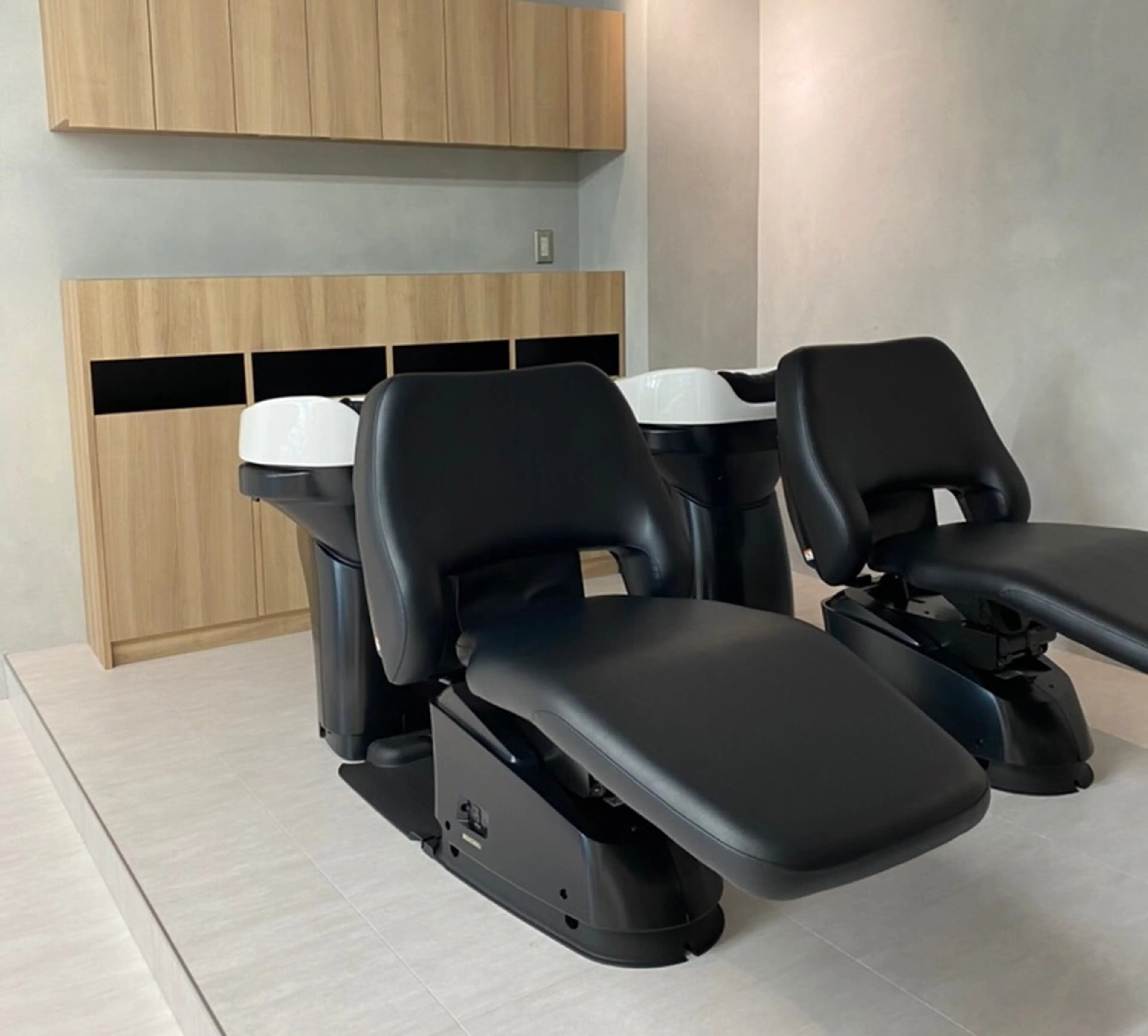 eluの内観・外観2