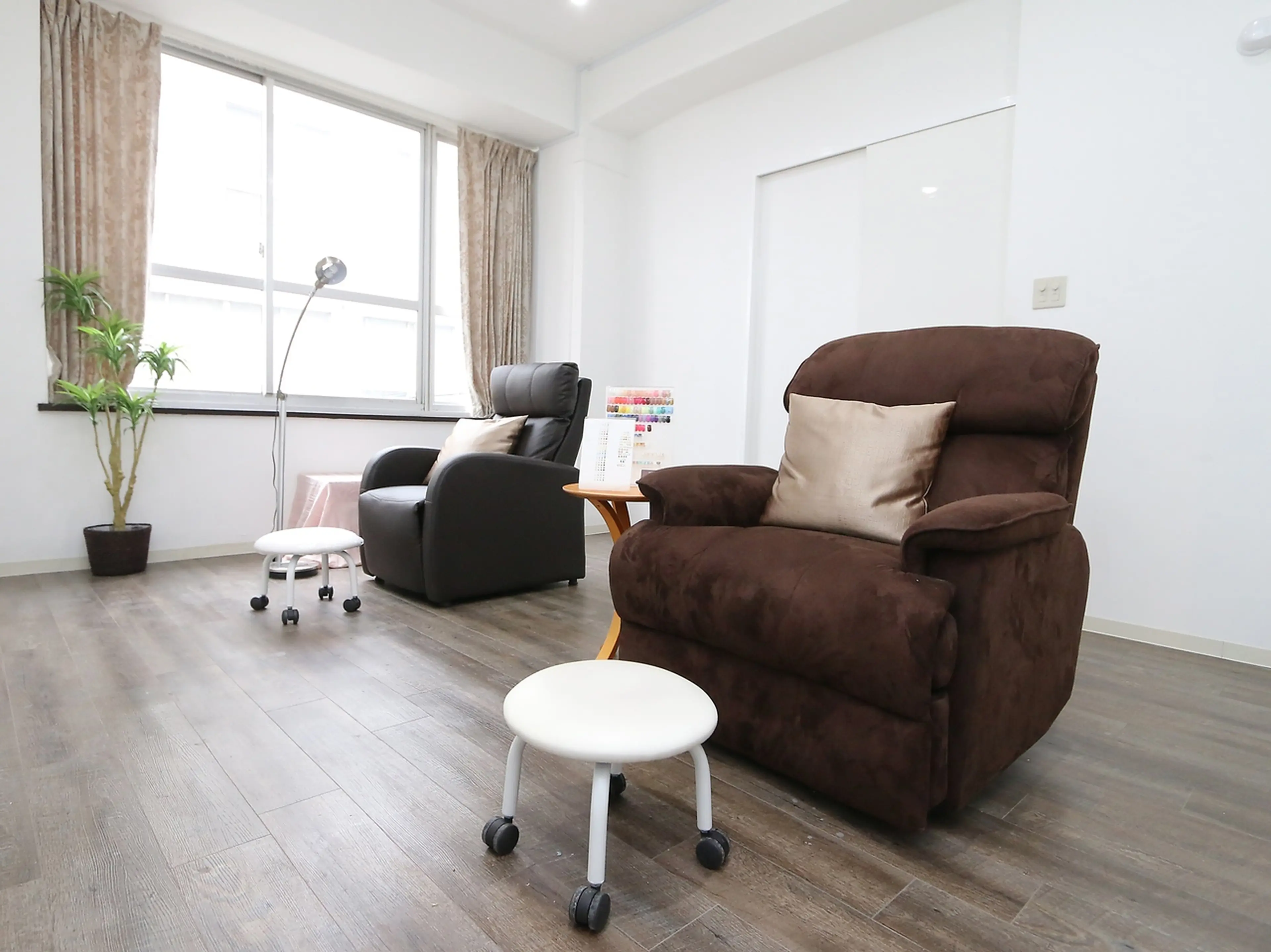 Beauty salon　LUANAの内観・外観2