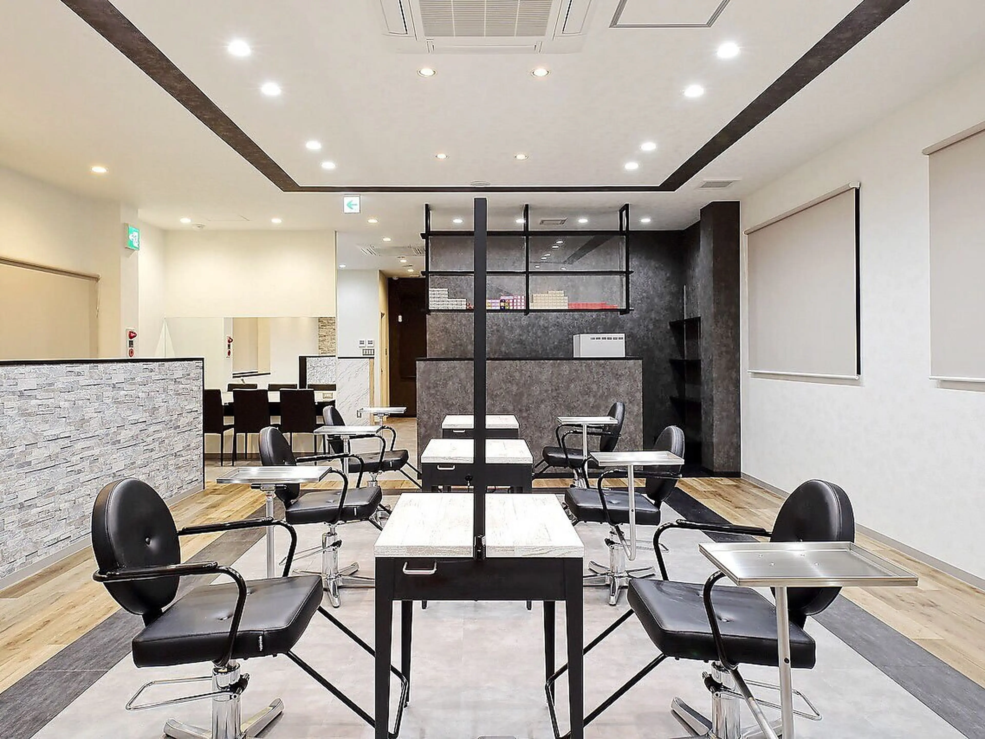 PROGRESS 長町南店の内観・外観1