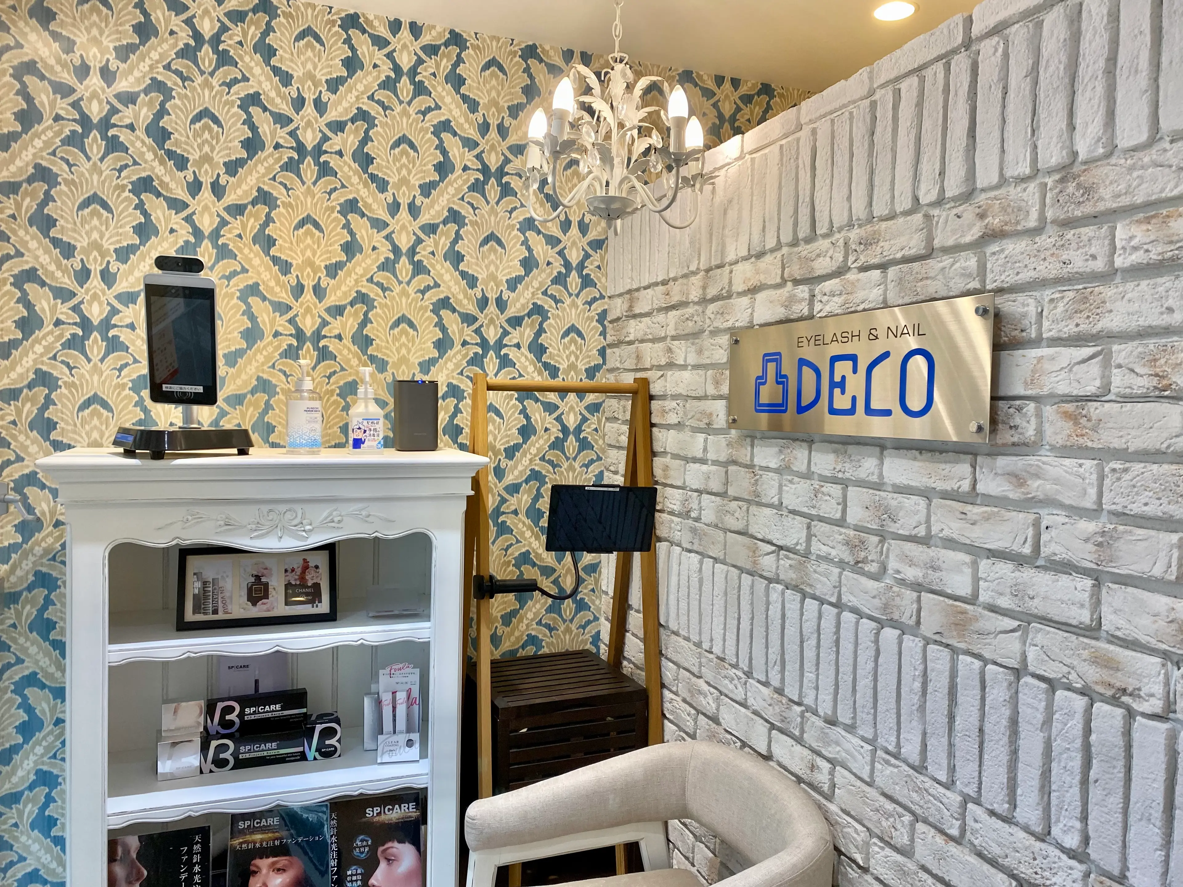 EYELASH&NAIL DECOの内観・外観3