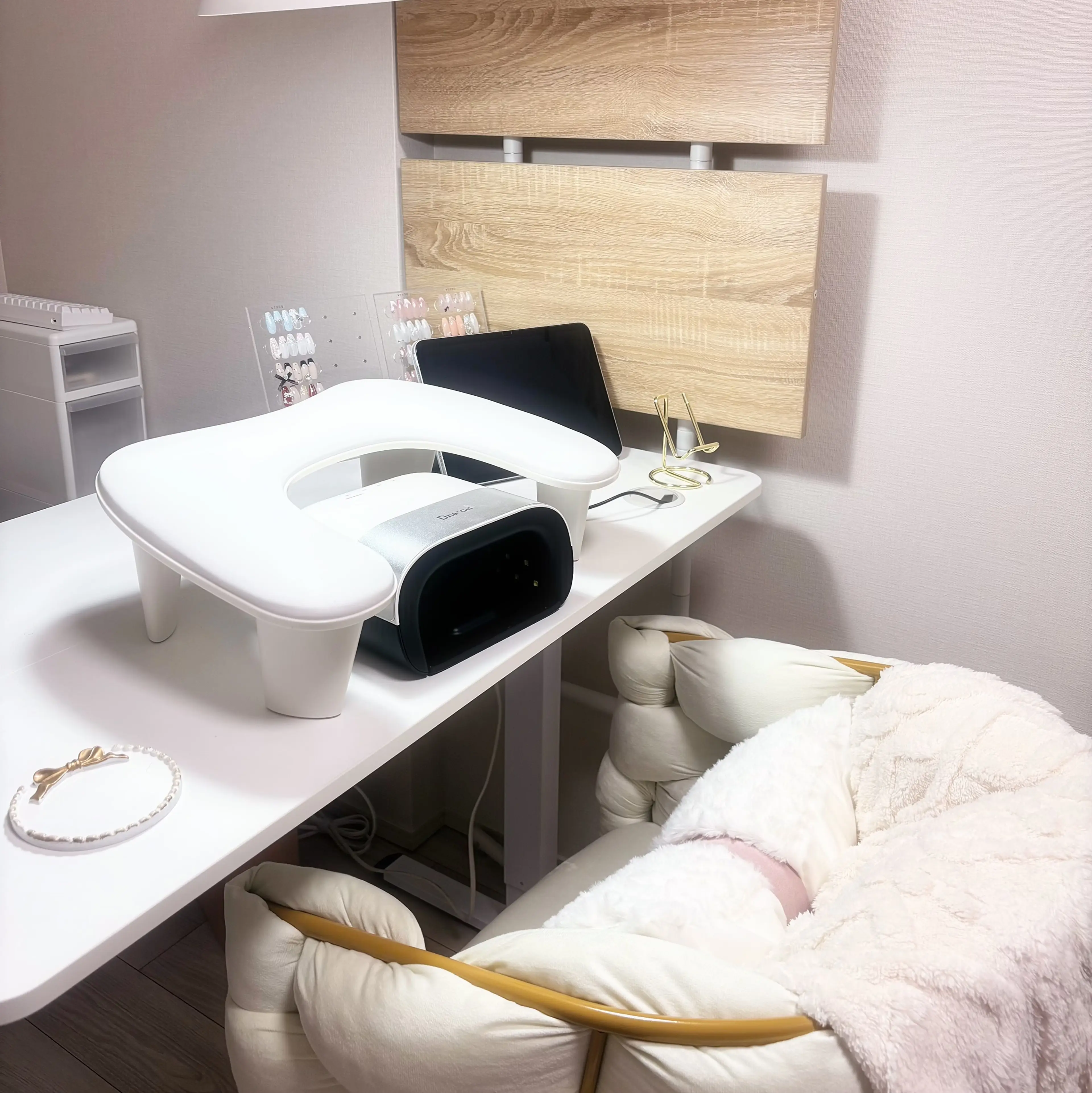 Nail salon ROAの内観・外観1