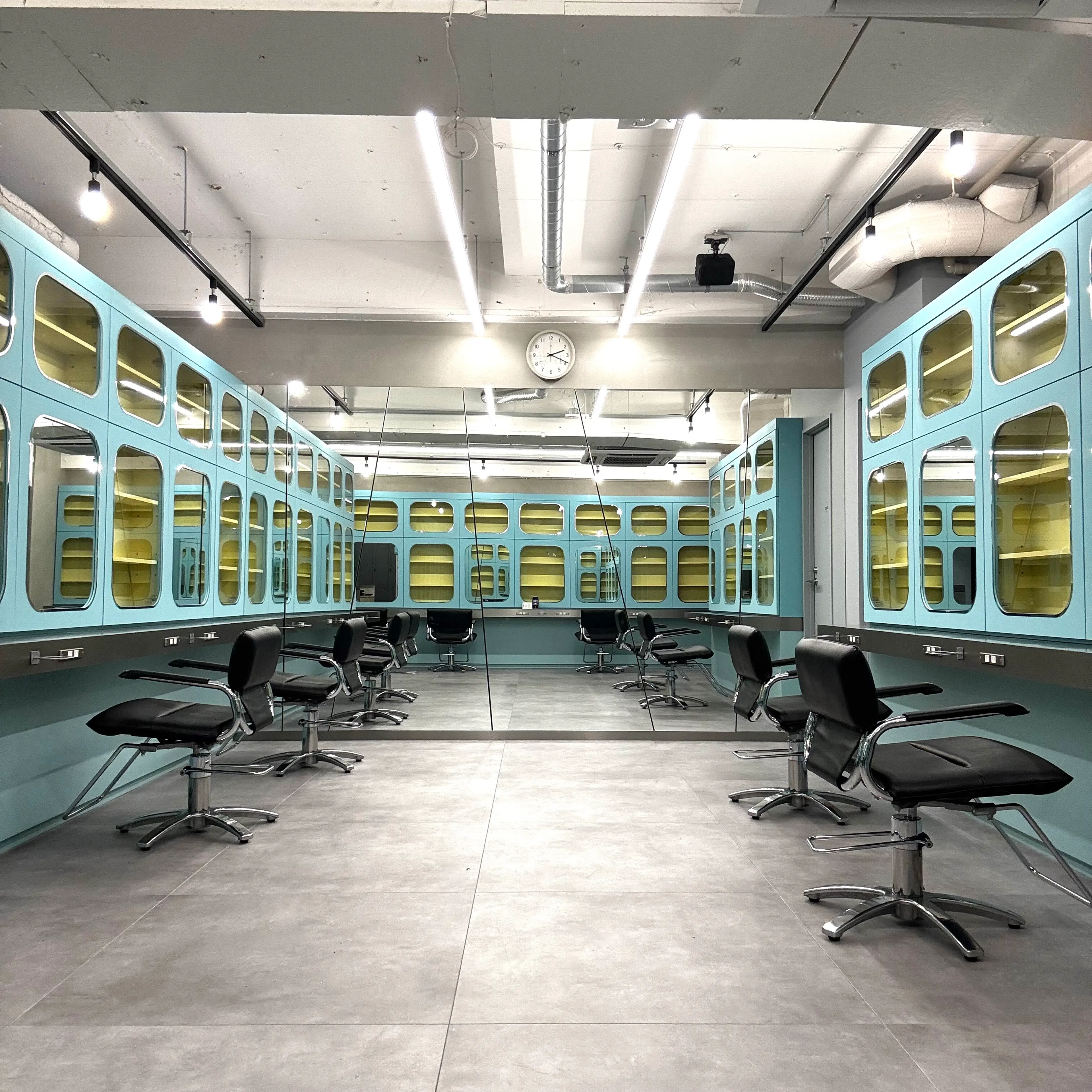 ioe西梅田店の内観・外観2