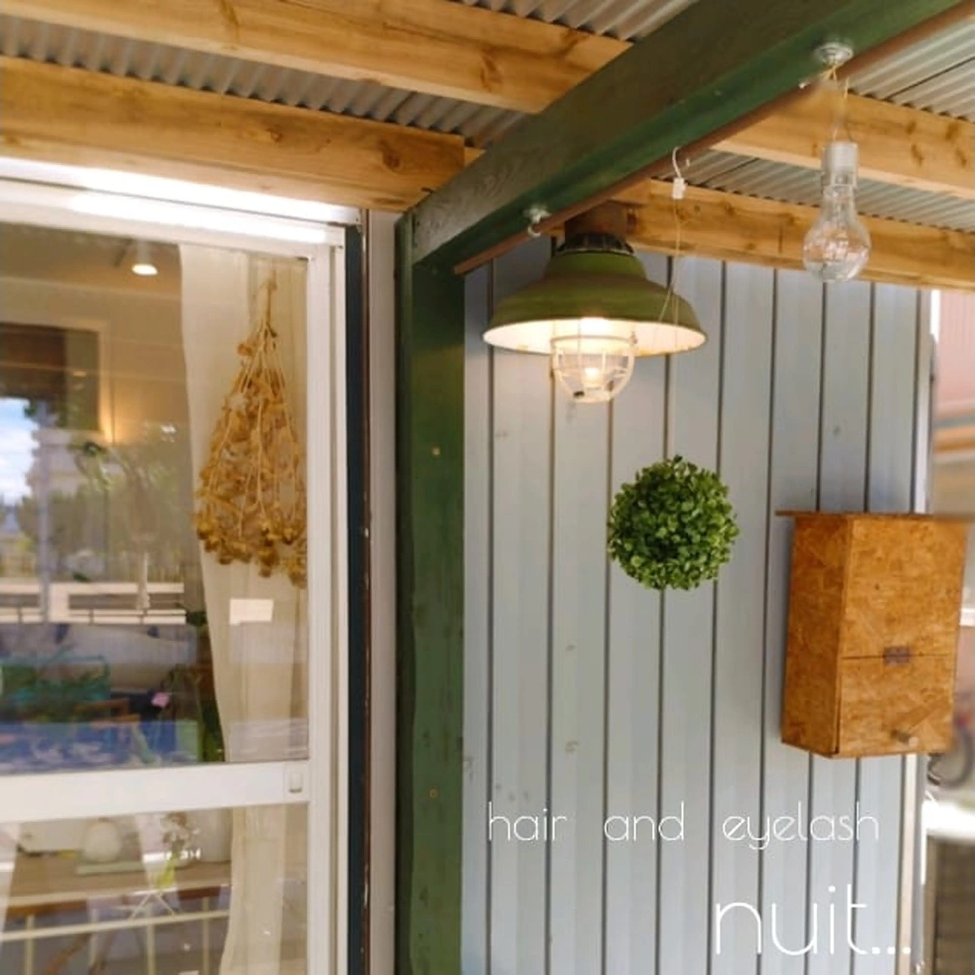 hair   and   eyelash   nuit...の内観・外観2