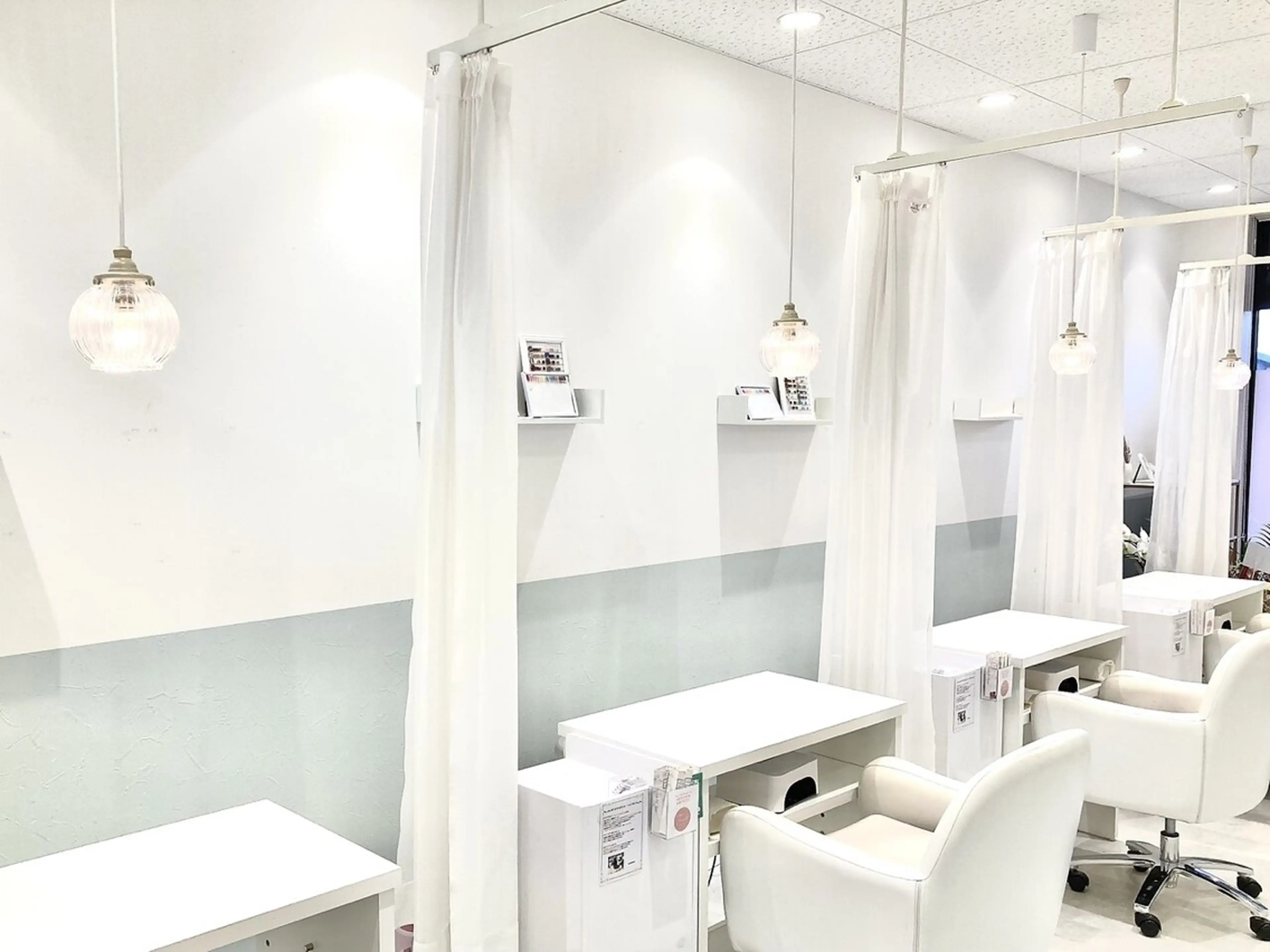 ジェルネイル専門店ティーネイルの内観・外観1