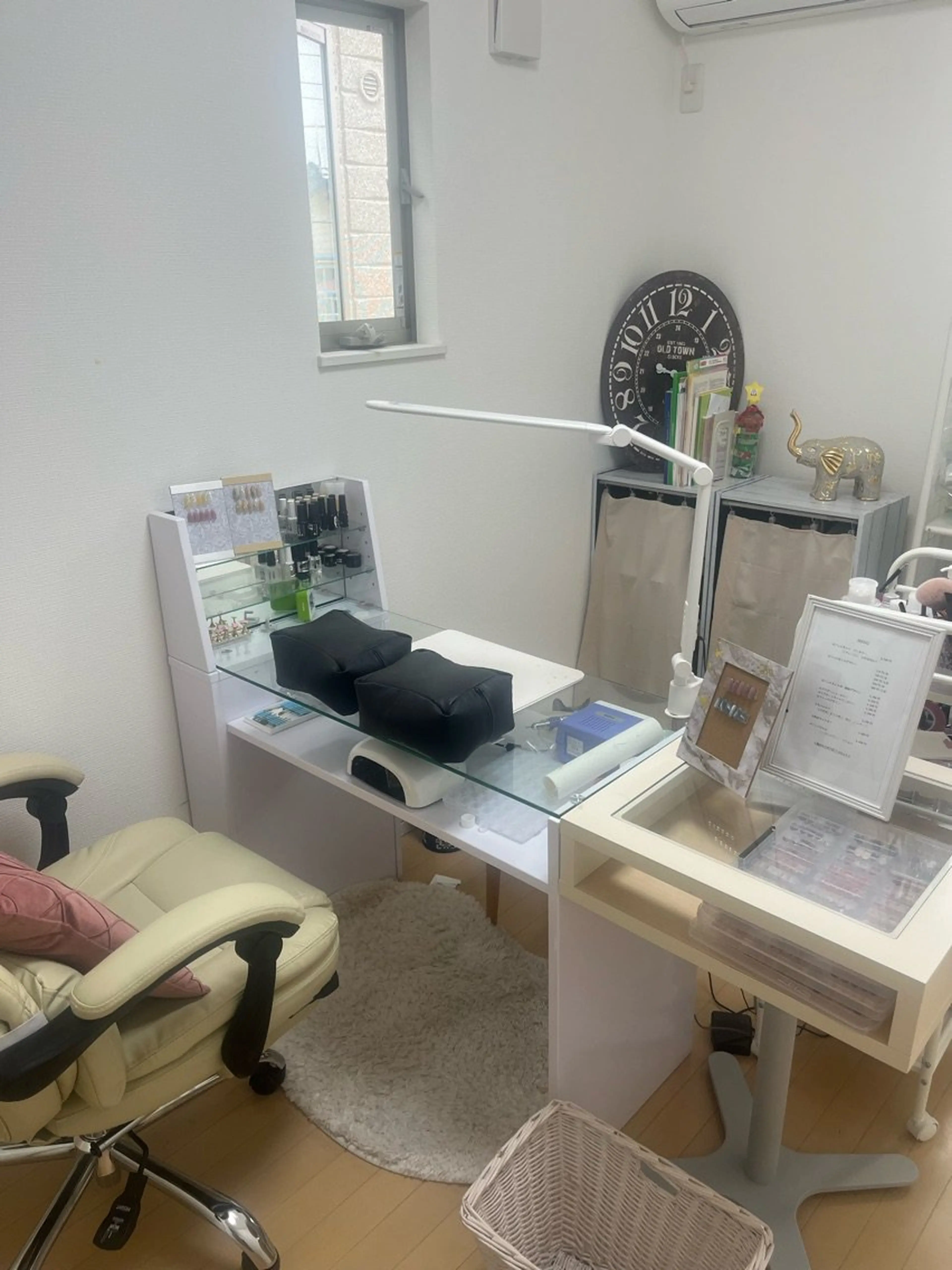 Chacha_nail(チャチャネイル)の内観・外観1