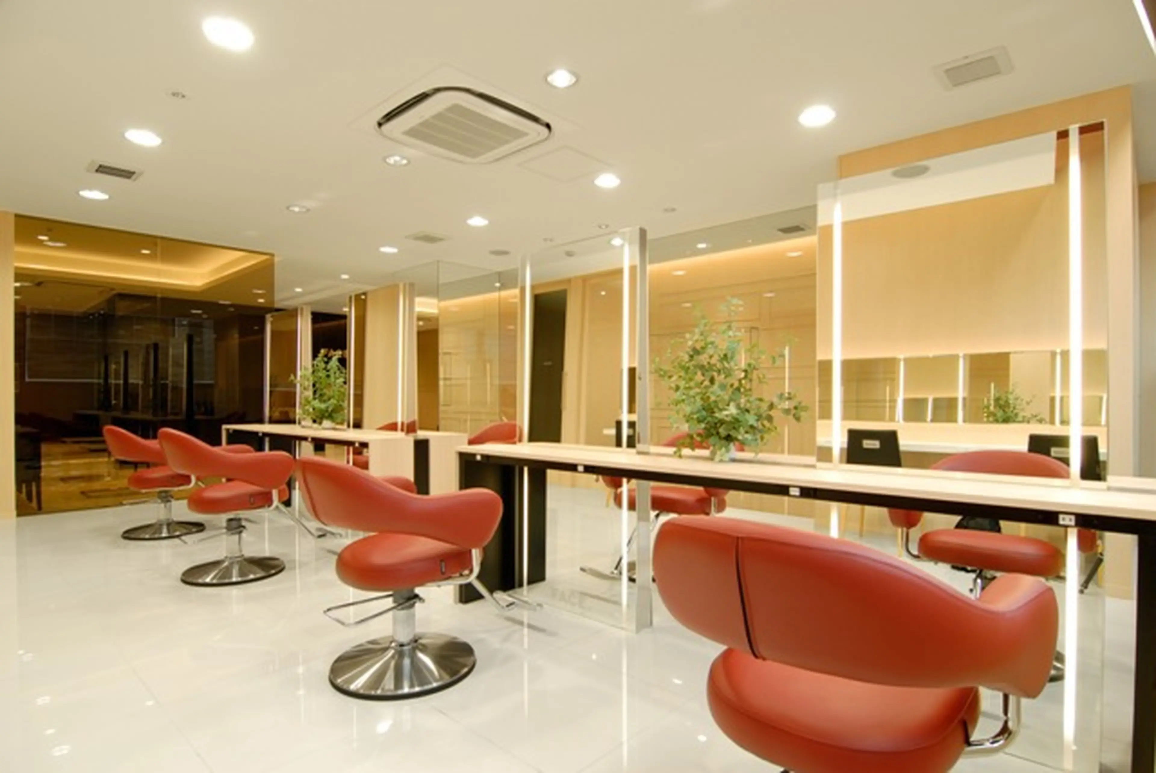 FACE。伊勢原の内観・外観2