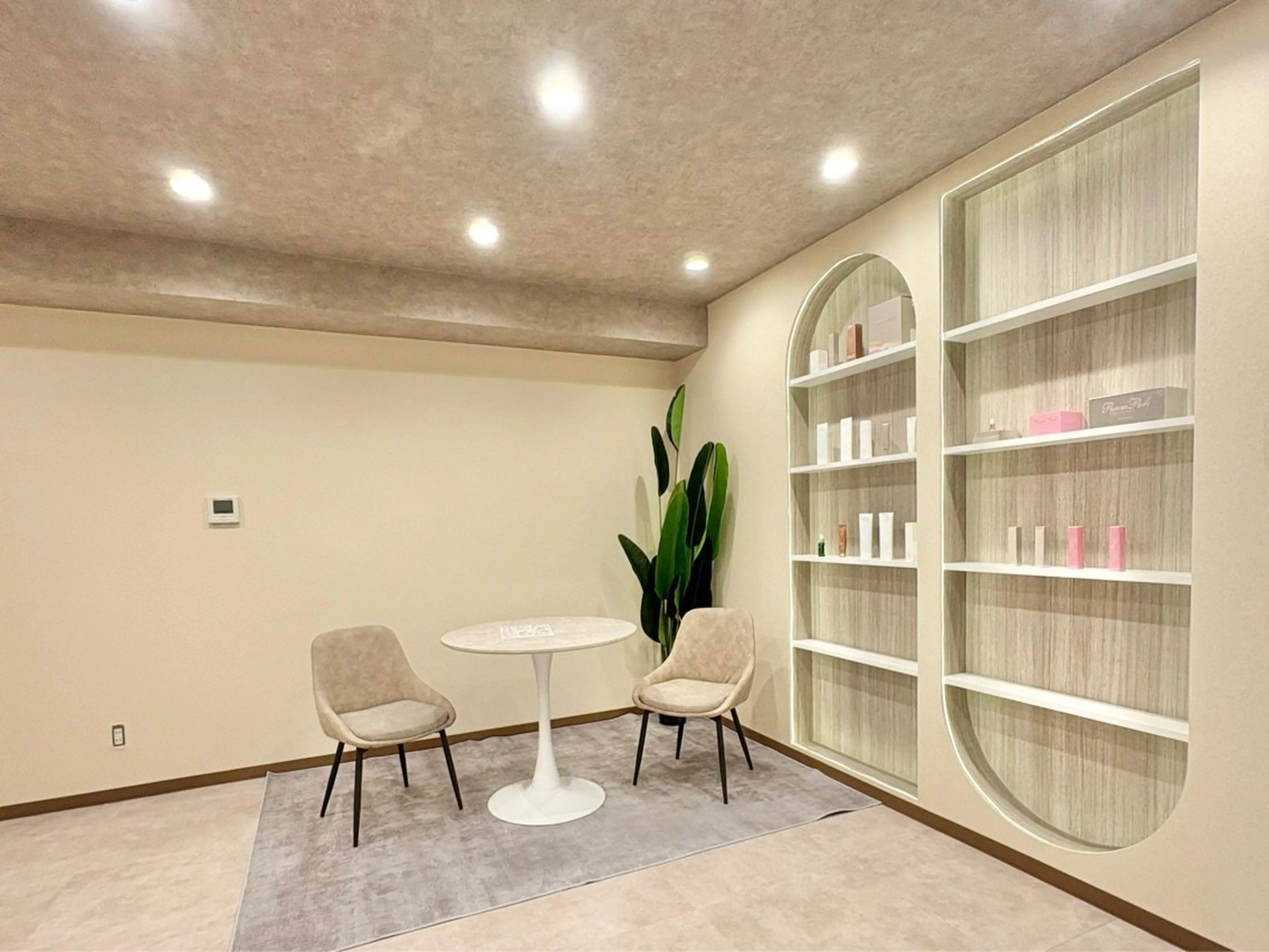 beauty salon EARNEST大阪心斎橋の内観・外観2