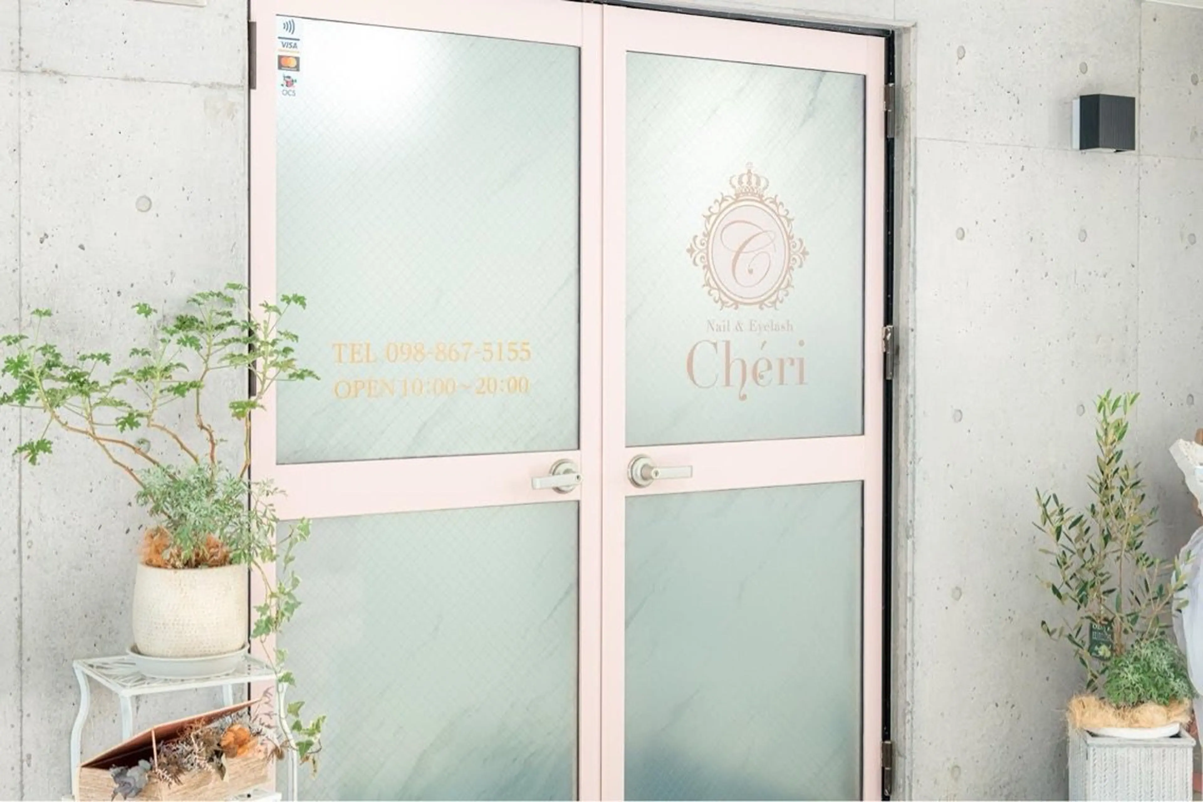 Nail&Eyelash Cheriの内観・外観1