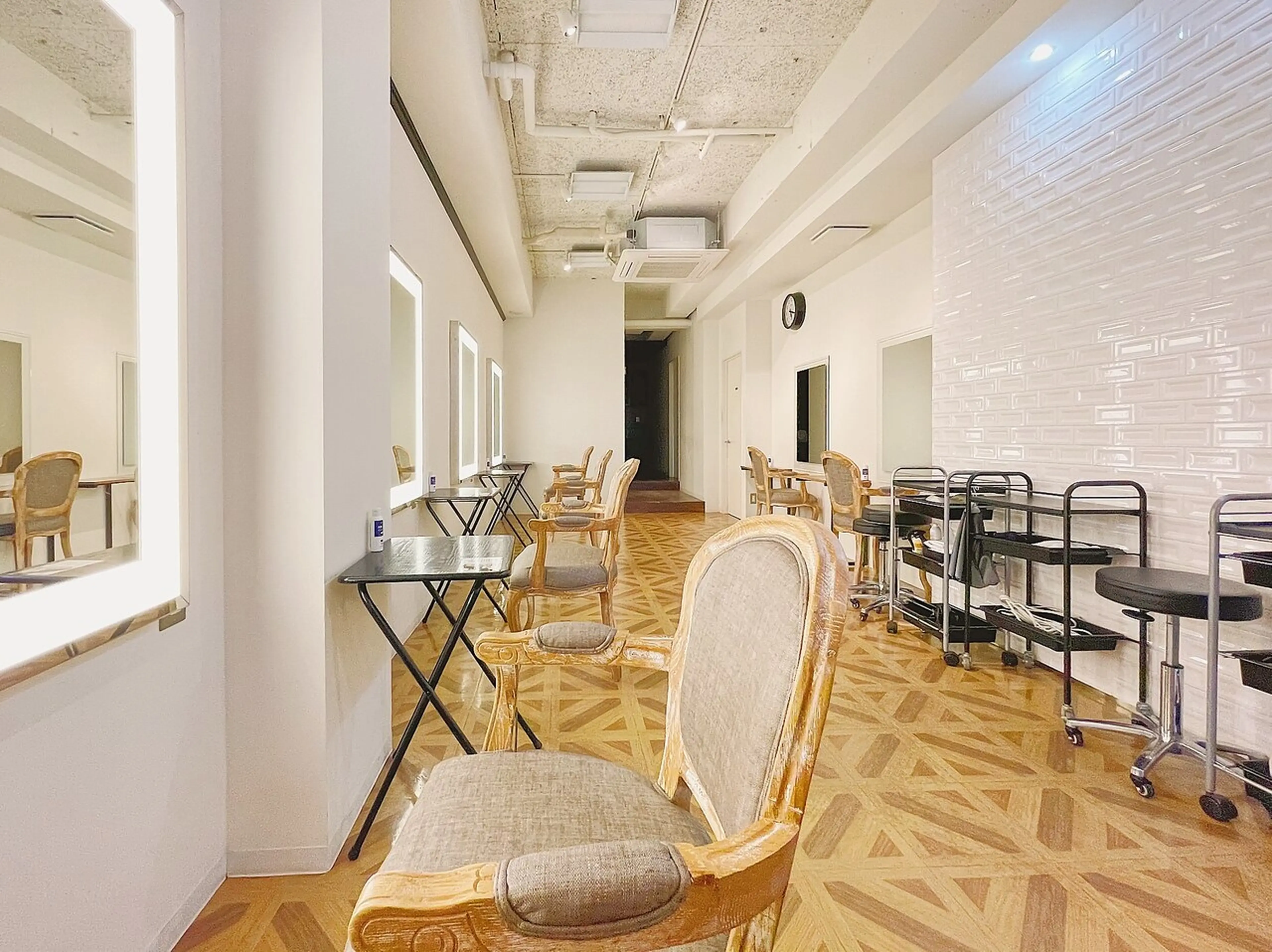 VISEOの内観・外観1