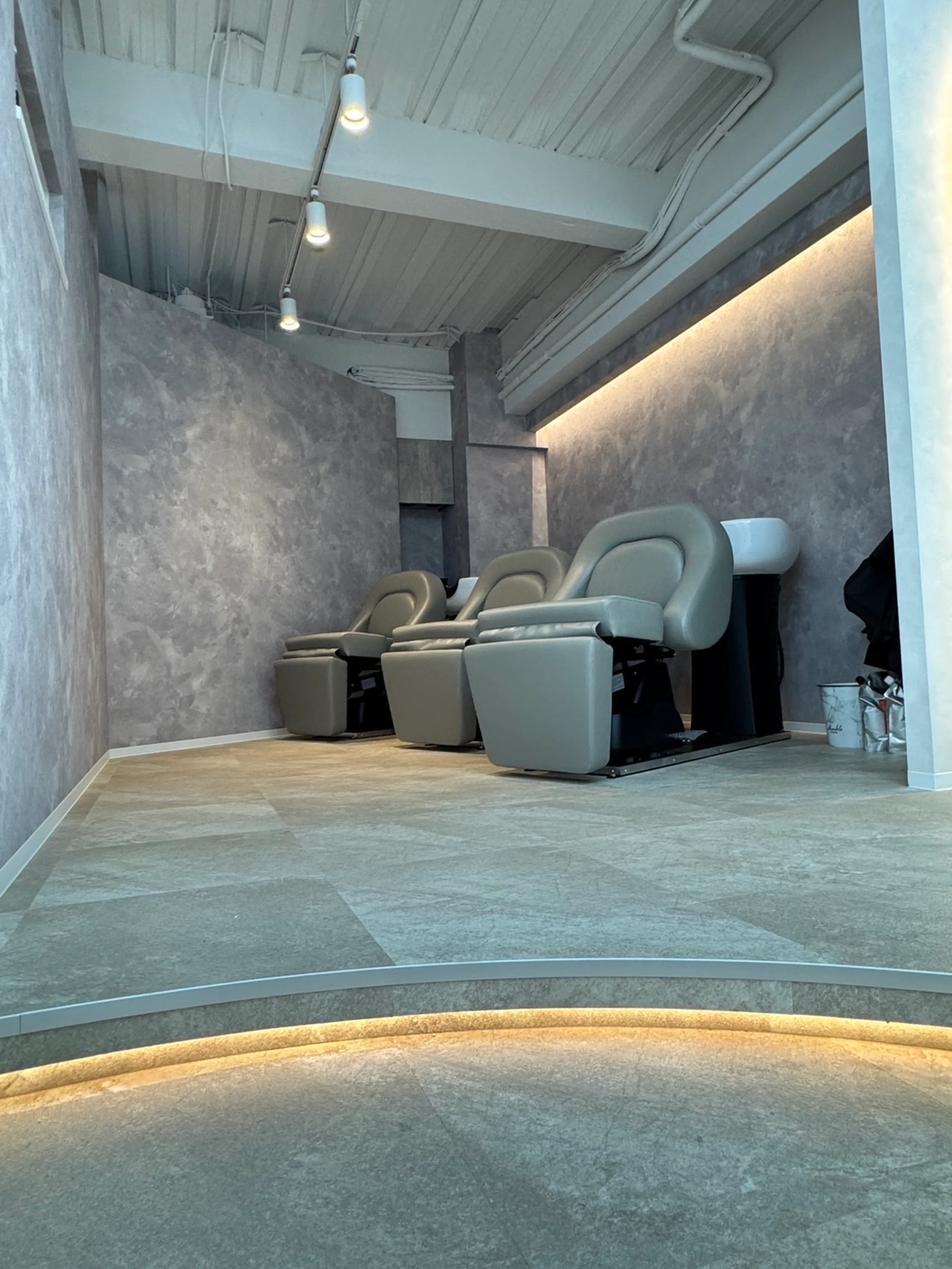 Ess  艶髪/髪質改善/韓国風【エス】の内観・外観3