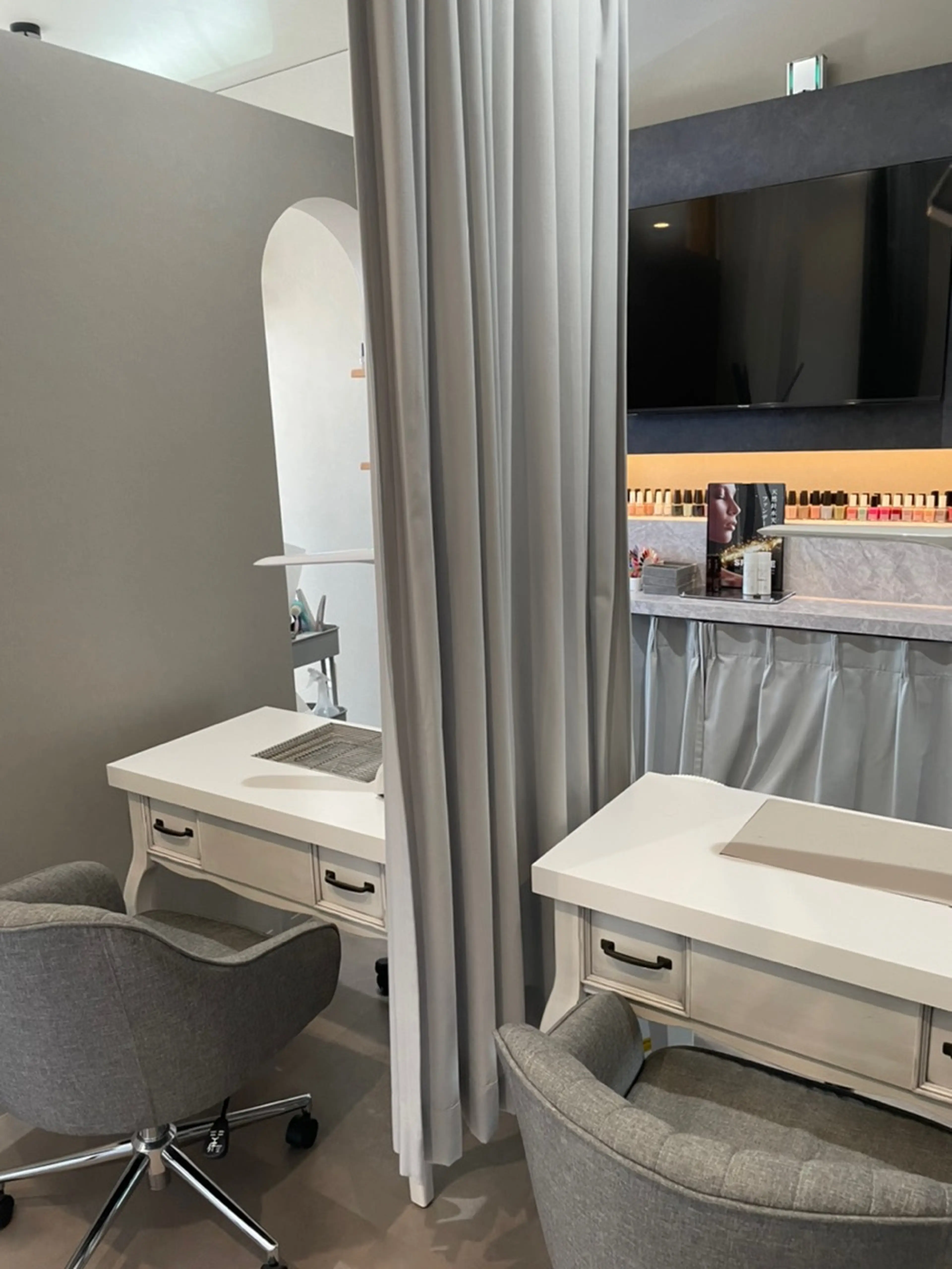 Lib face nail eyesの内観・外観3