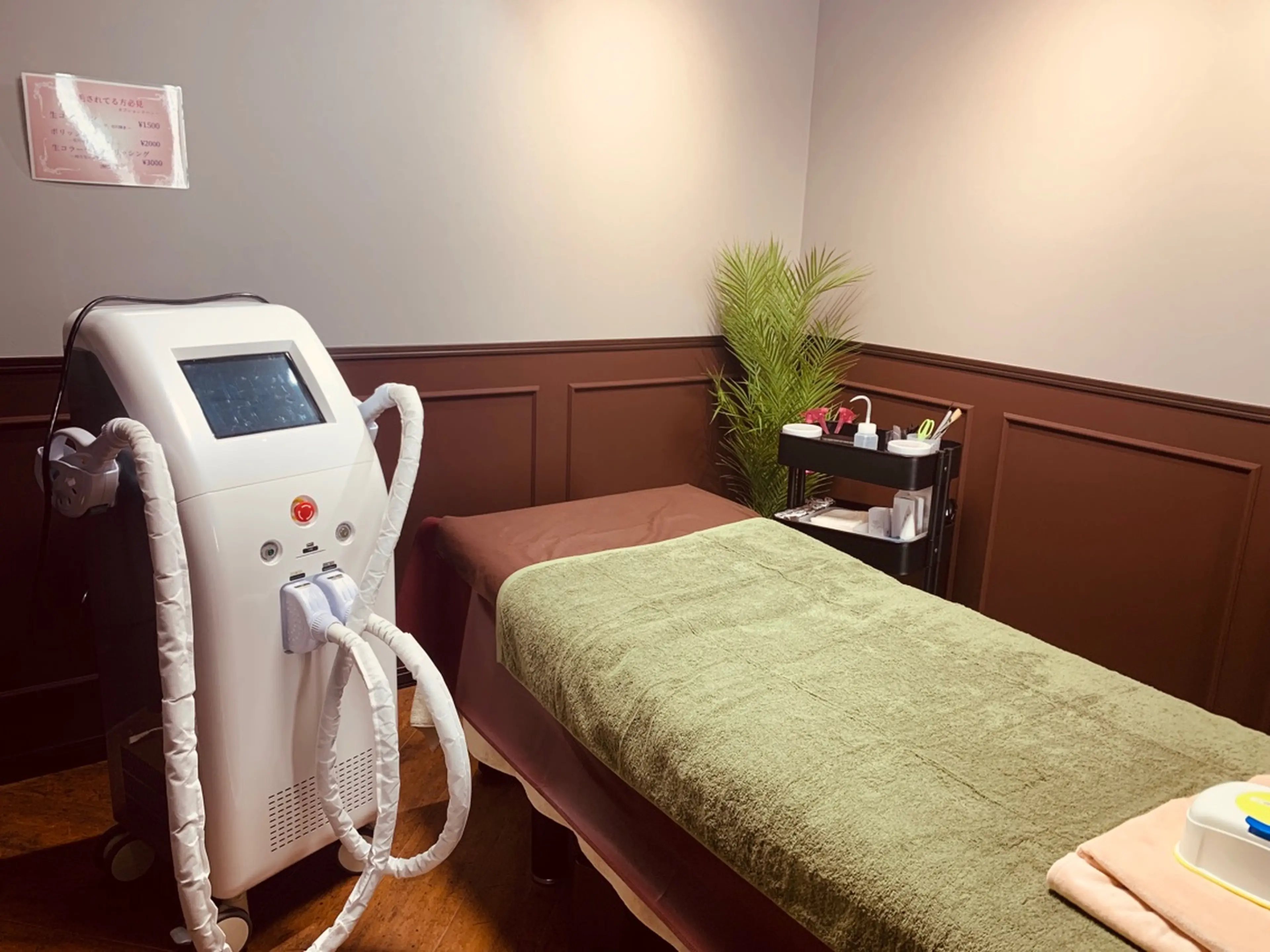 JEWELSALONの内観・外観1