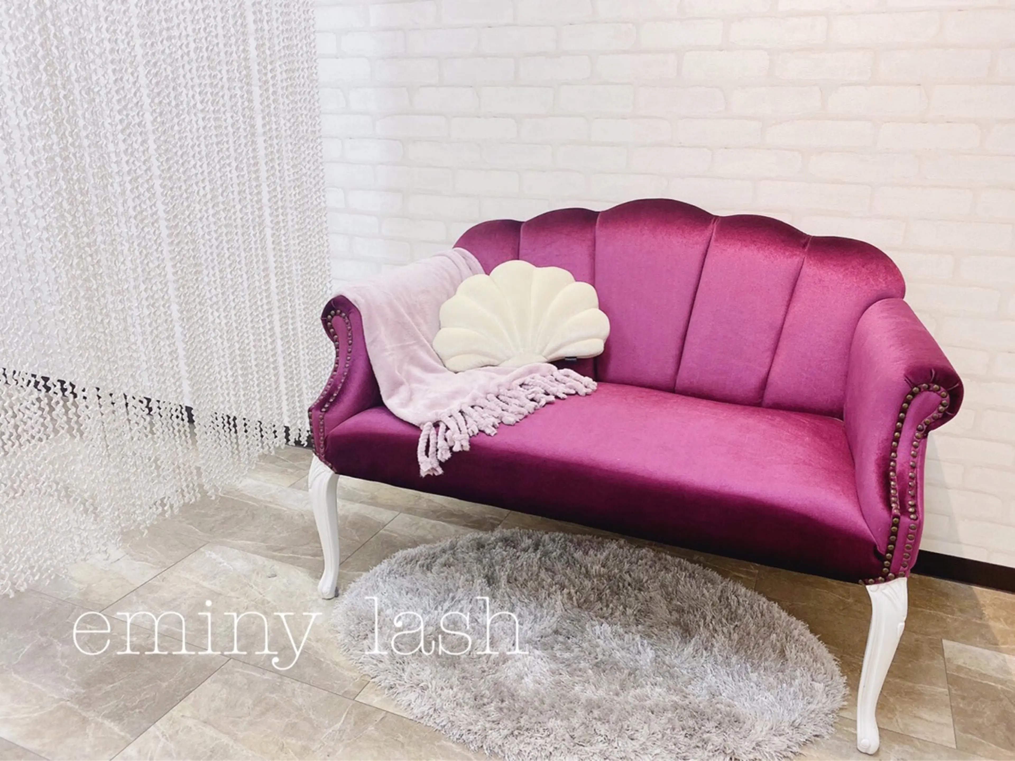 eminy  lashの内観・外観3