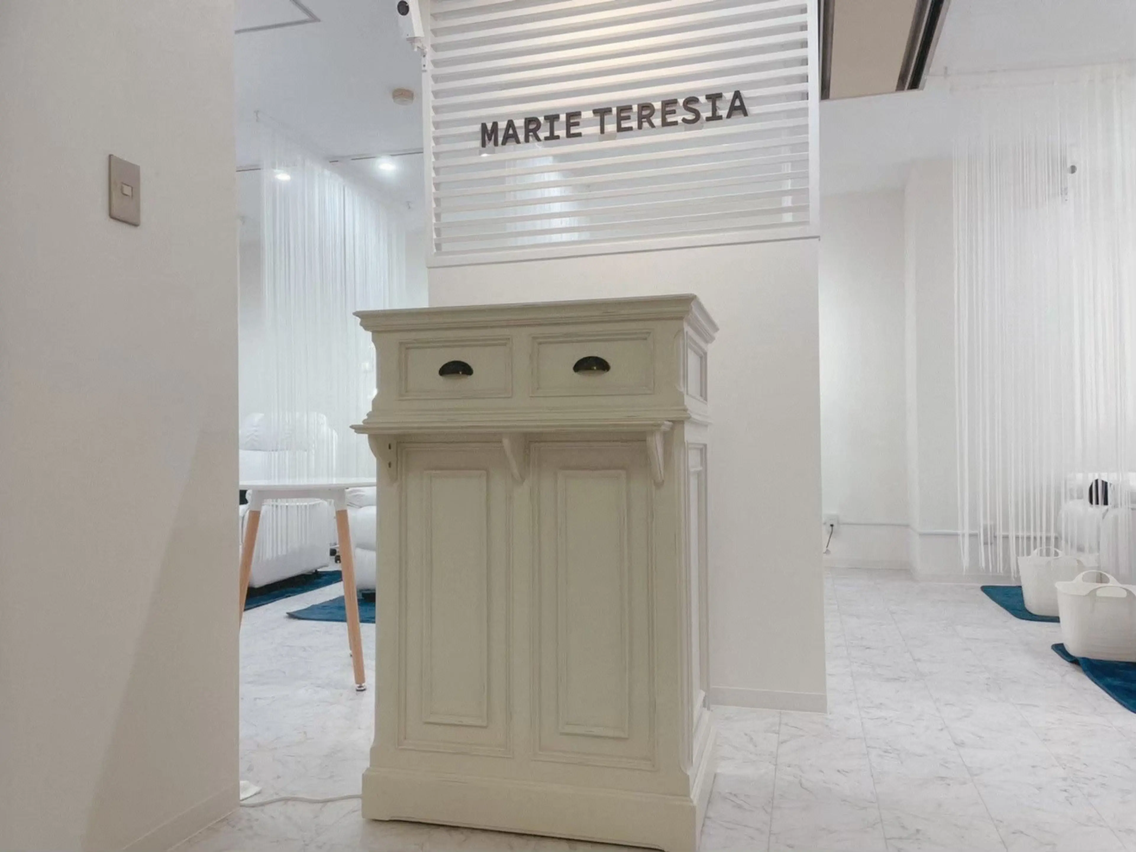 MARIE TERESIA 渋谷ヒカリエ口の内観・外観2