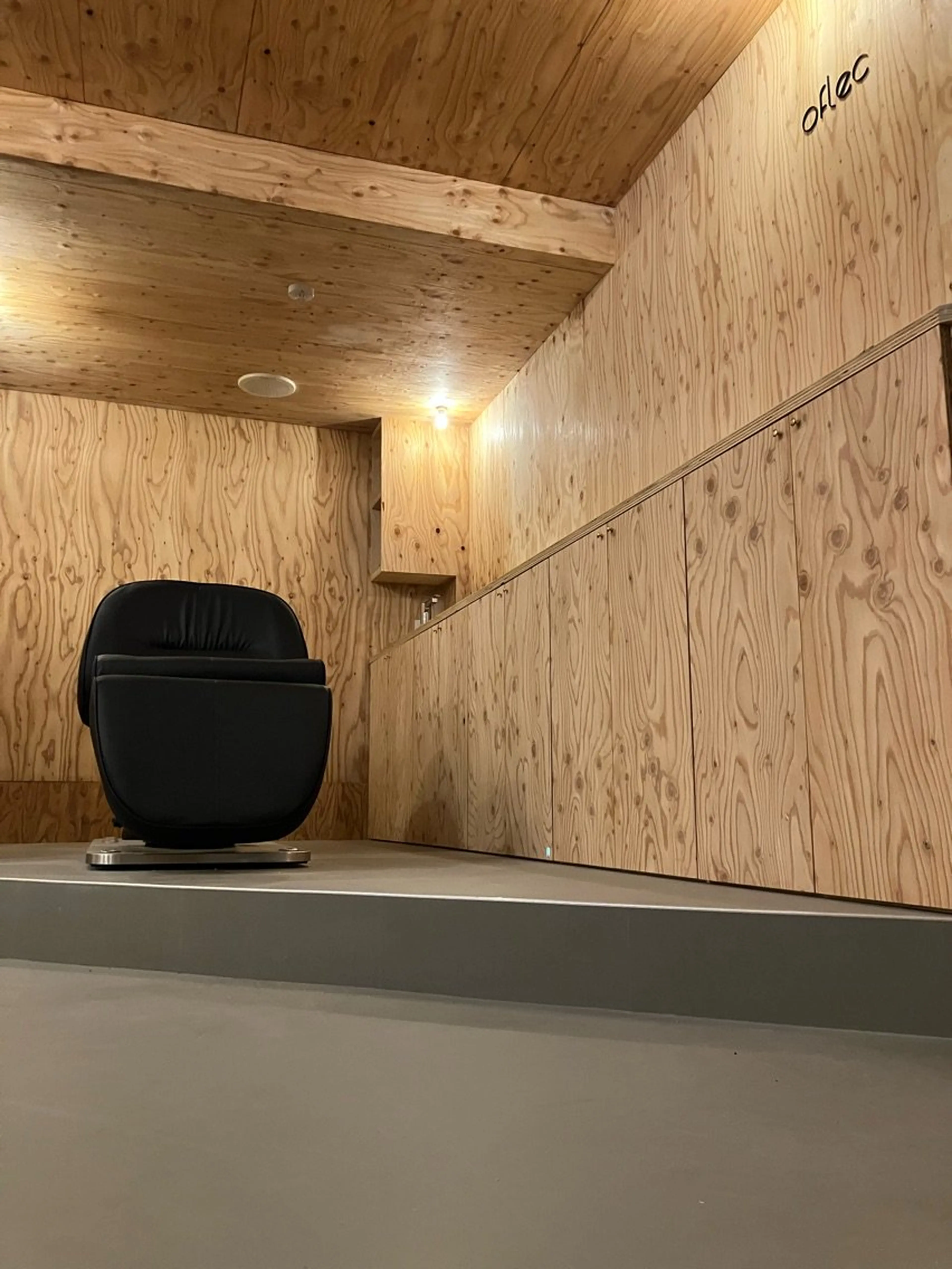 oflecの内観・外観2