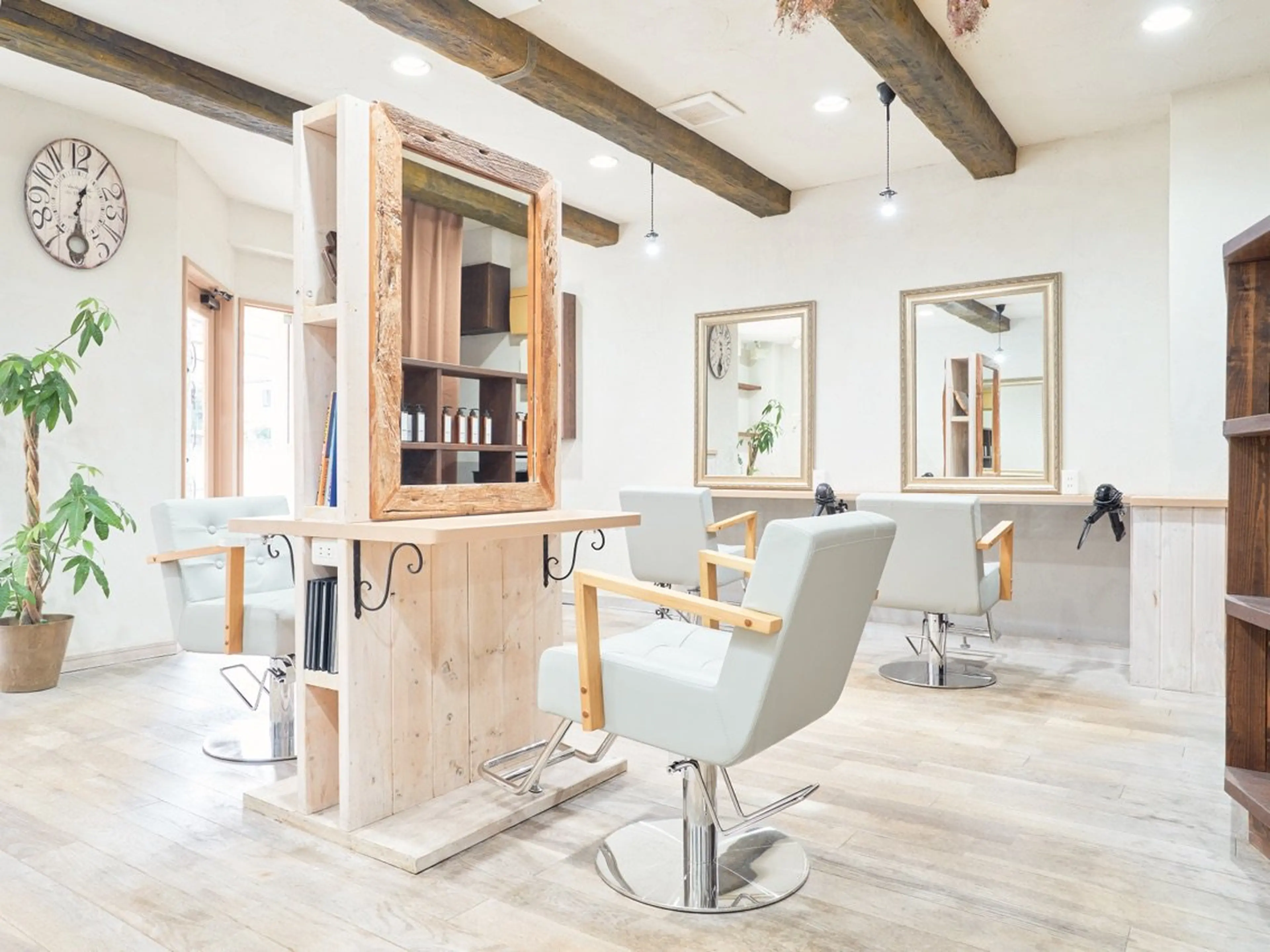 calm【カーム】の内観・外観2