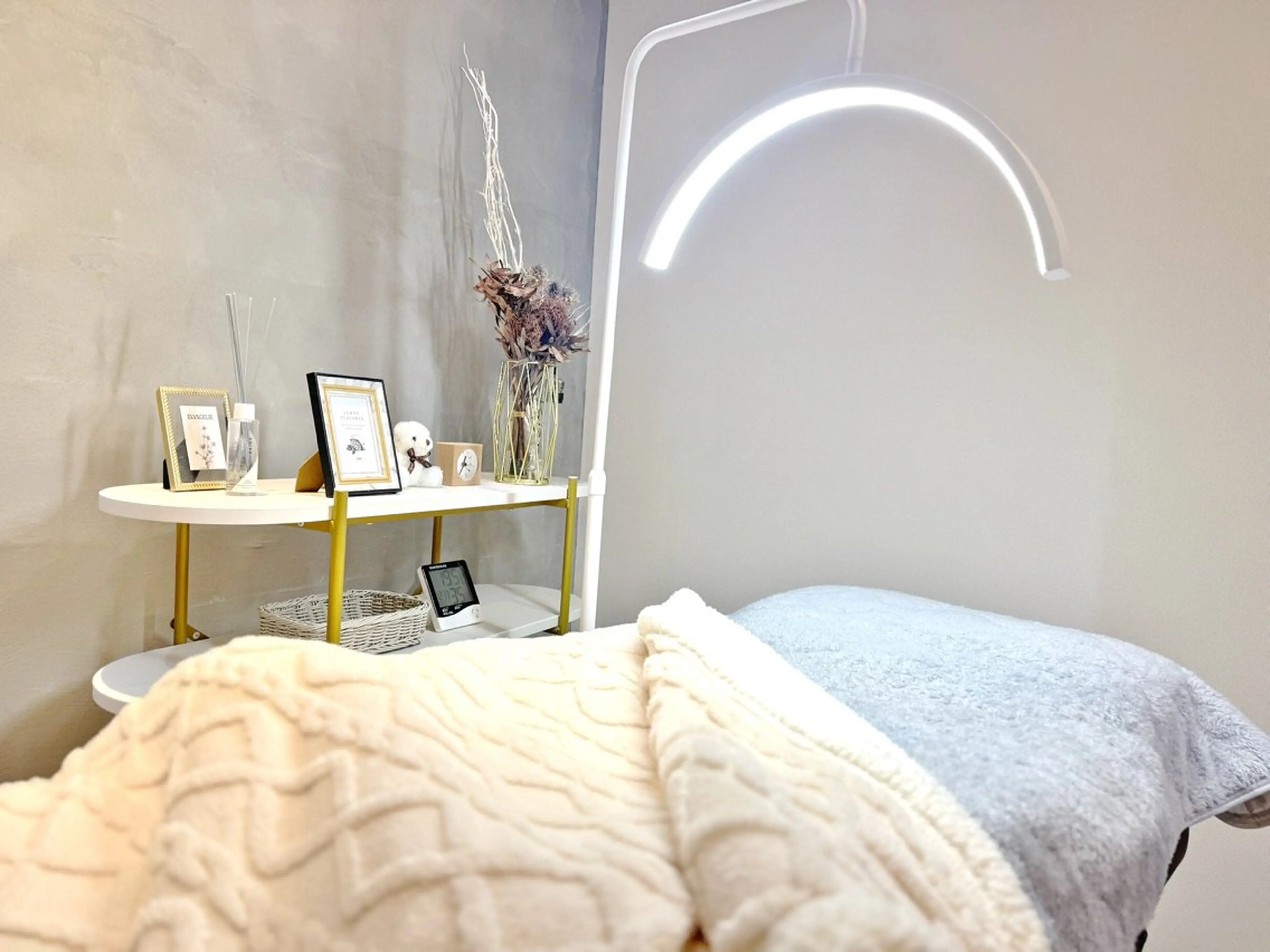 &Jolie beauty  salonの内観・外観3