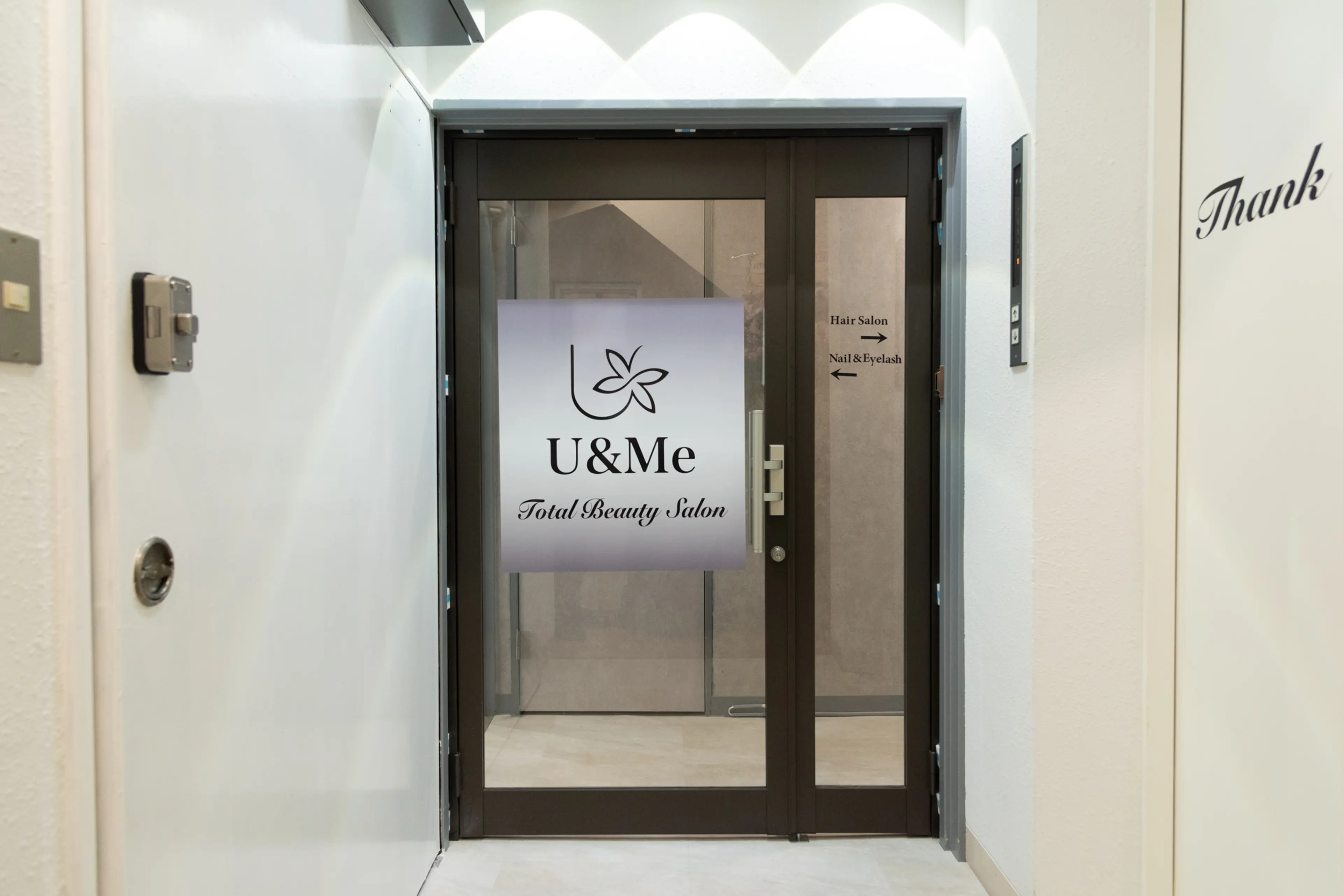U&Me Nail & Eyelash 【ユーアンドミー】の内観・外観3