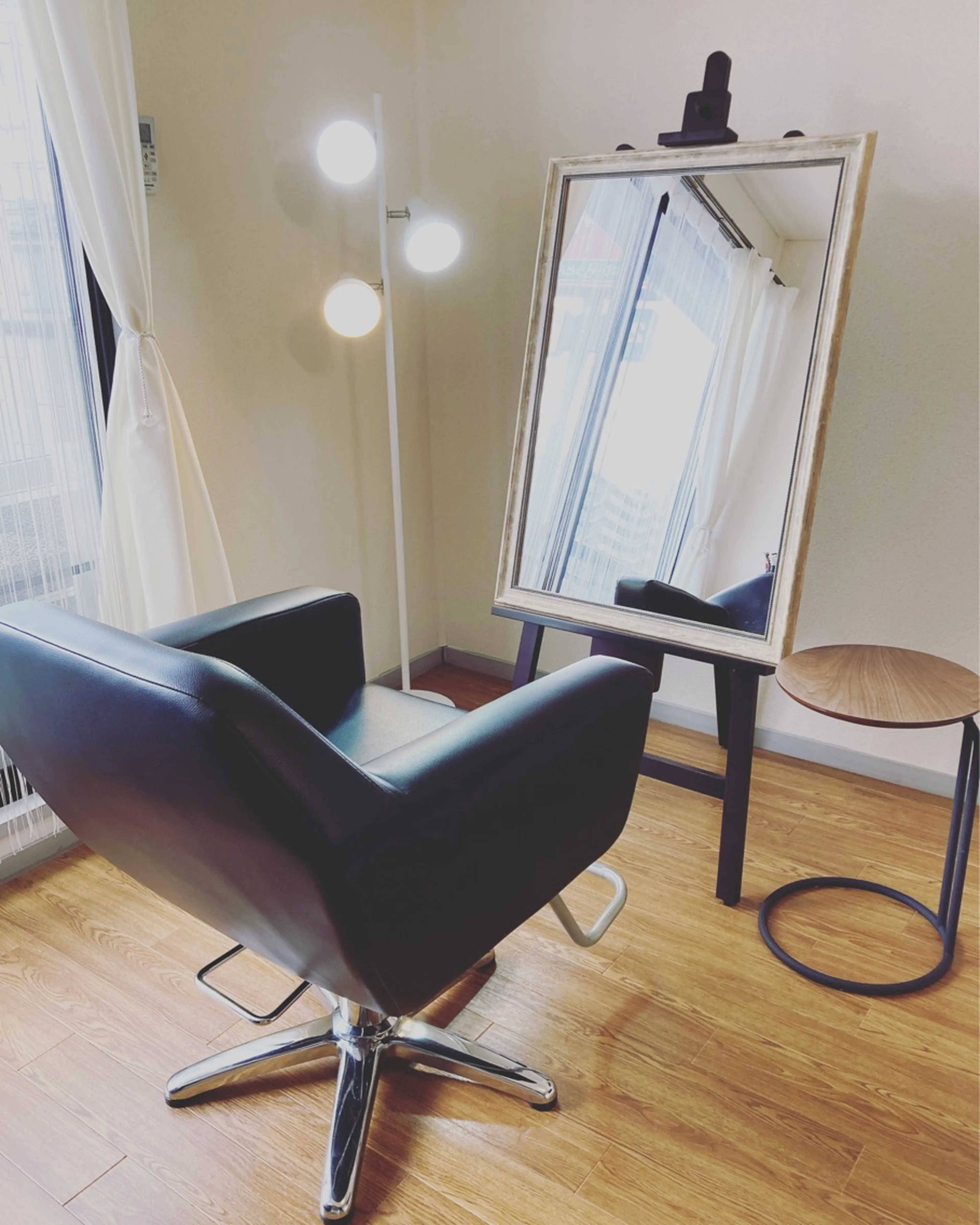 hair&eyelash AMANDAの内観・外観1