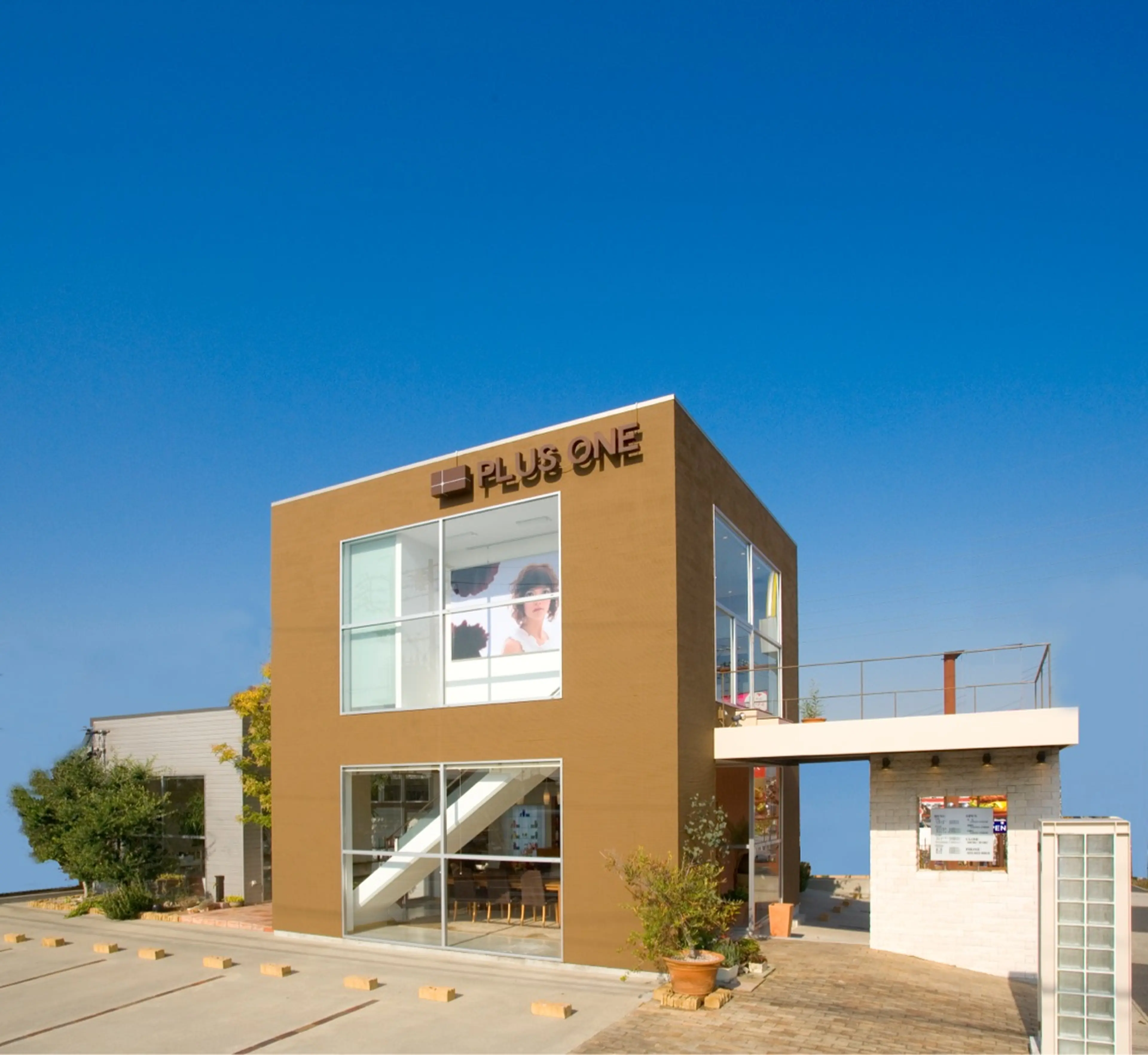 GALLARIA Elegante 緑の内観・外観3