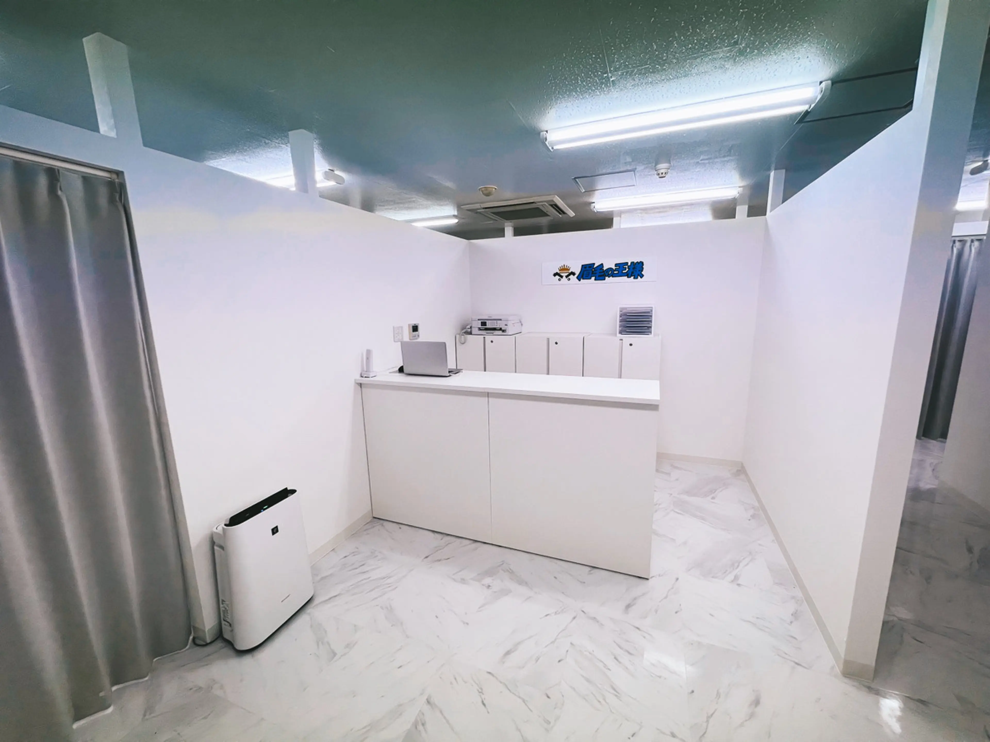 眉毛の王様 仙台店の内観・外観2