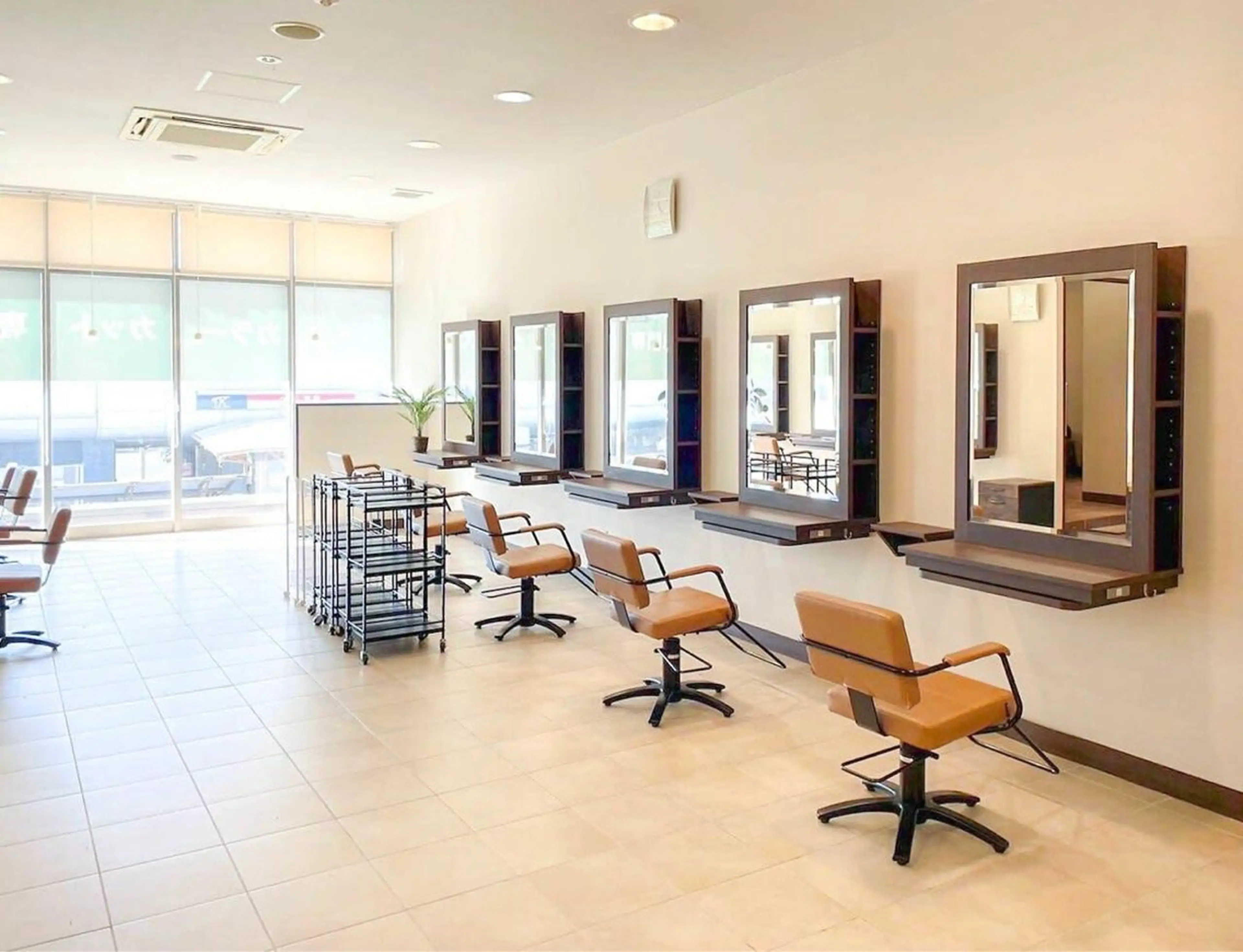 one mile八潮店の内観・外観1