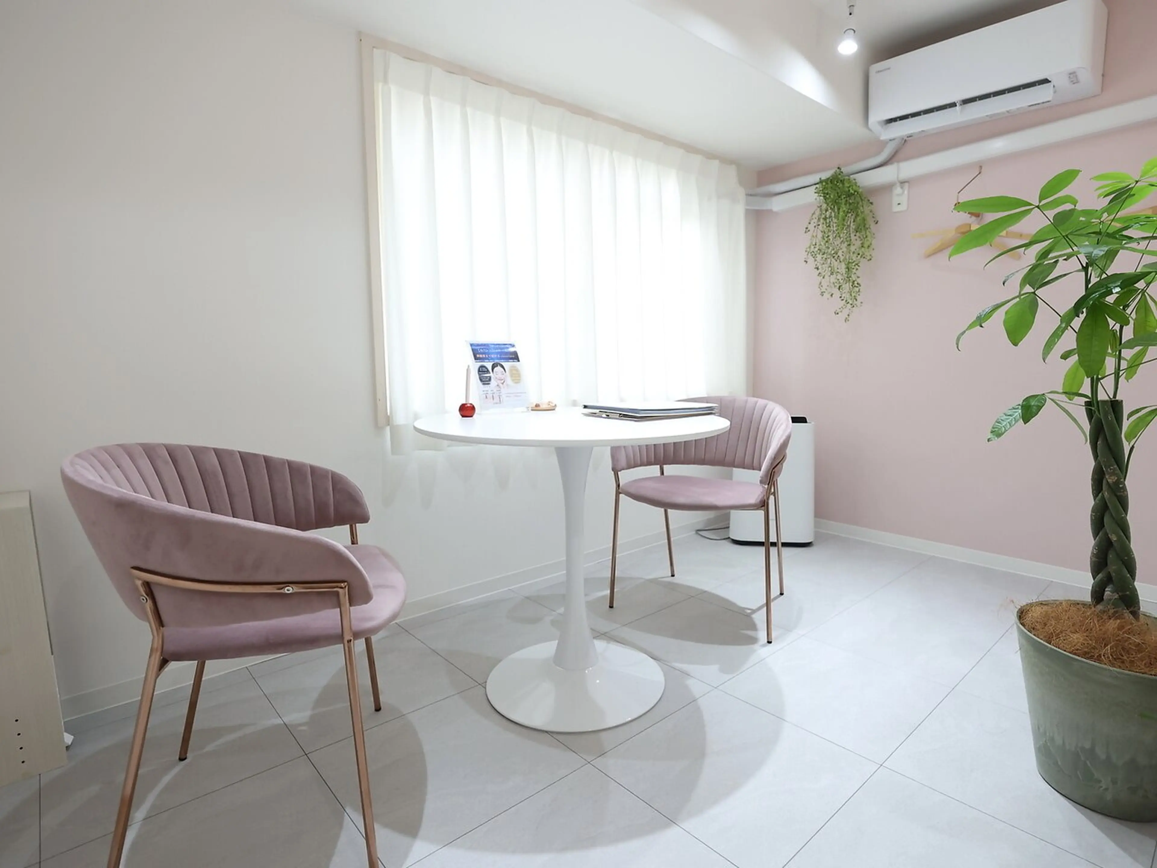 シャルトルズ西宮北口の内観・外観3